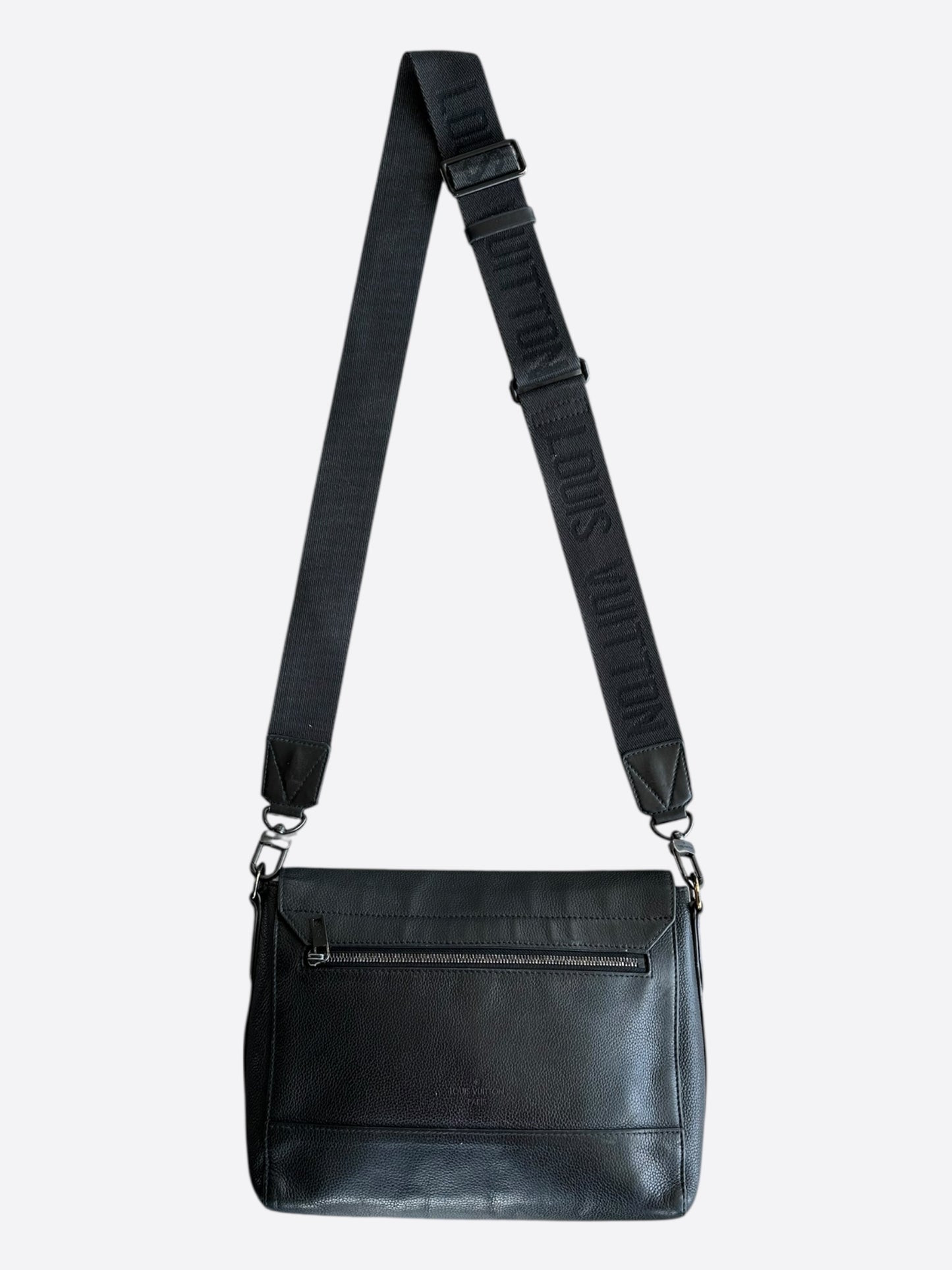 Louis Vuitton Black Aerogram Takeoff Messenger