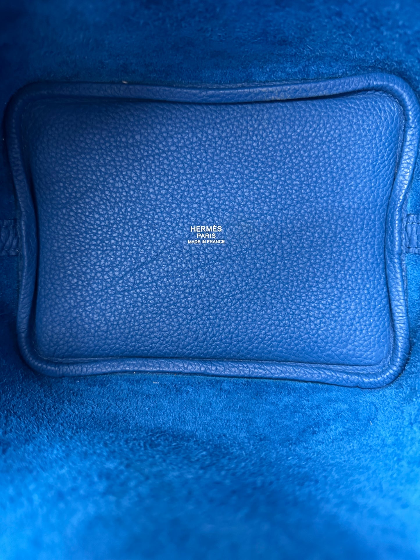 Hermes Bleu France Clemence Picotin 18