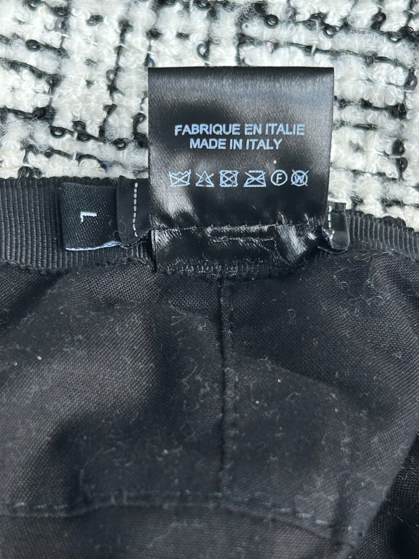 Chanel White & Black CC Logo Tweed Bucket Hat