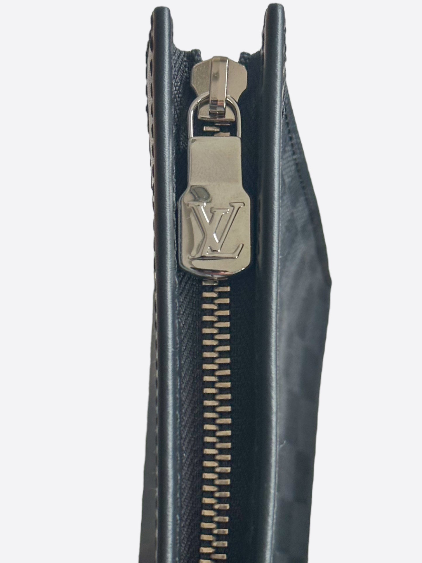 Louis Vuitton Damier Graphite Pochette Voyage MM