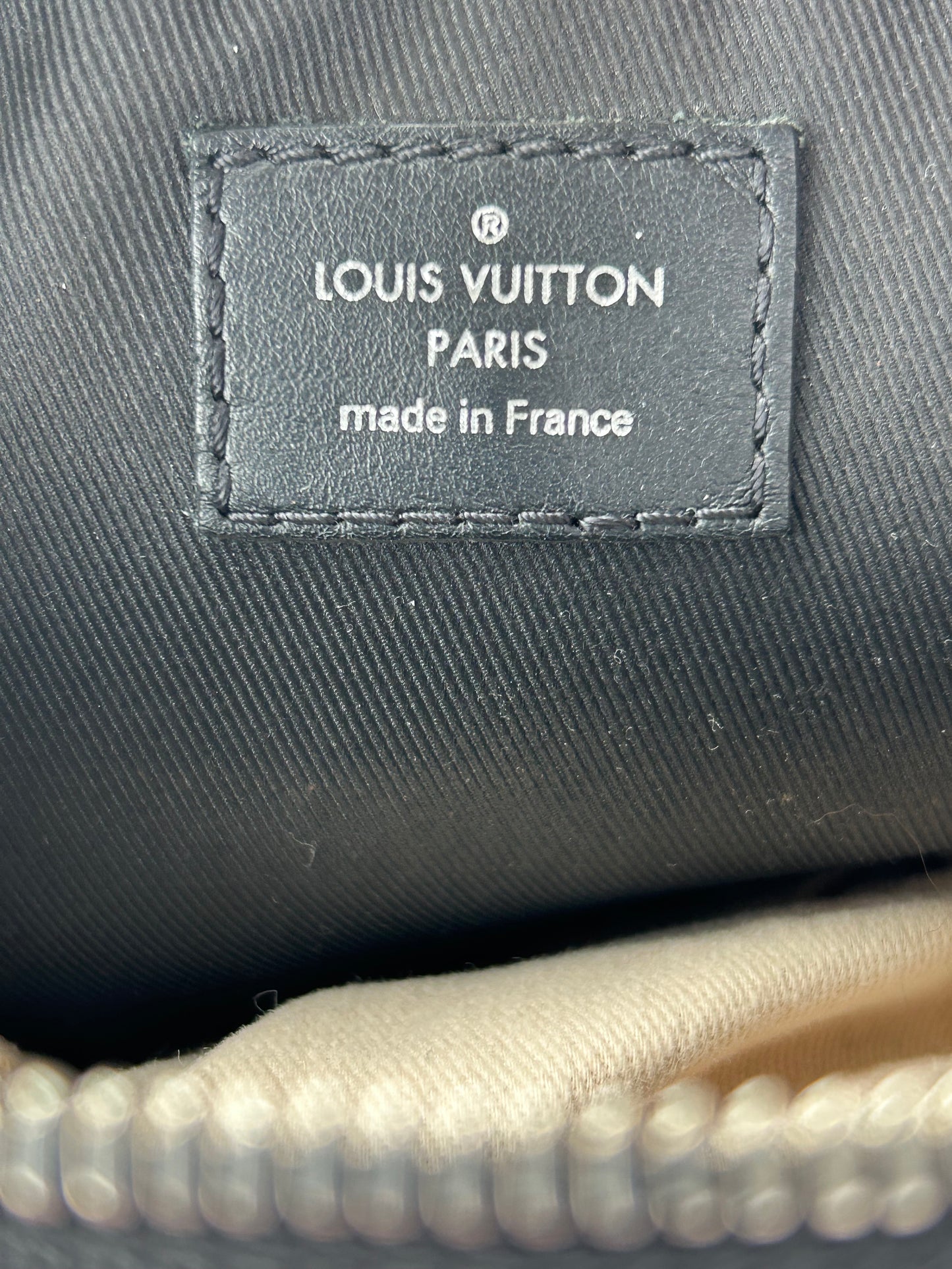 Louis Vuitton Damier Graphite 3D Trio Messenger Bag