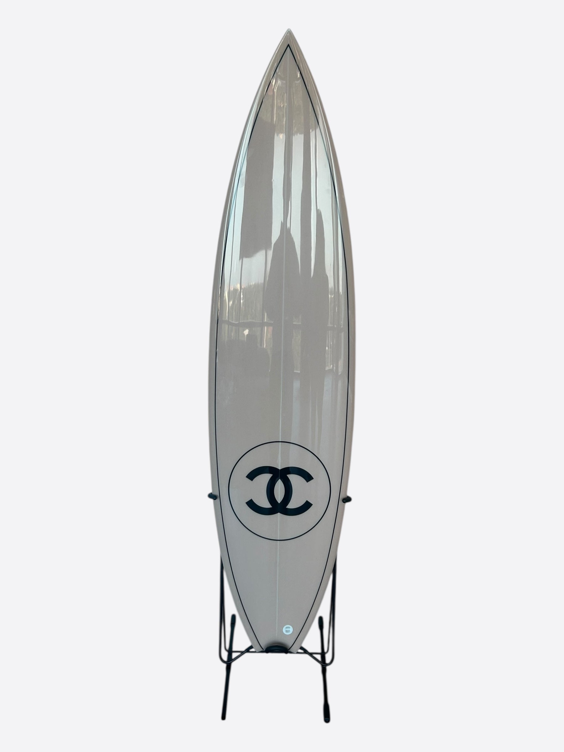Chanel White & Black CC Logo Surf Board – Savonches