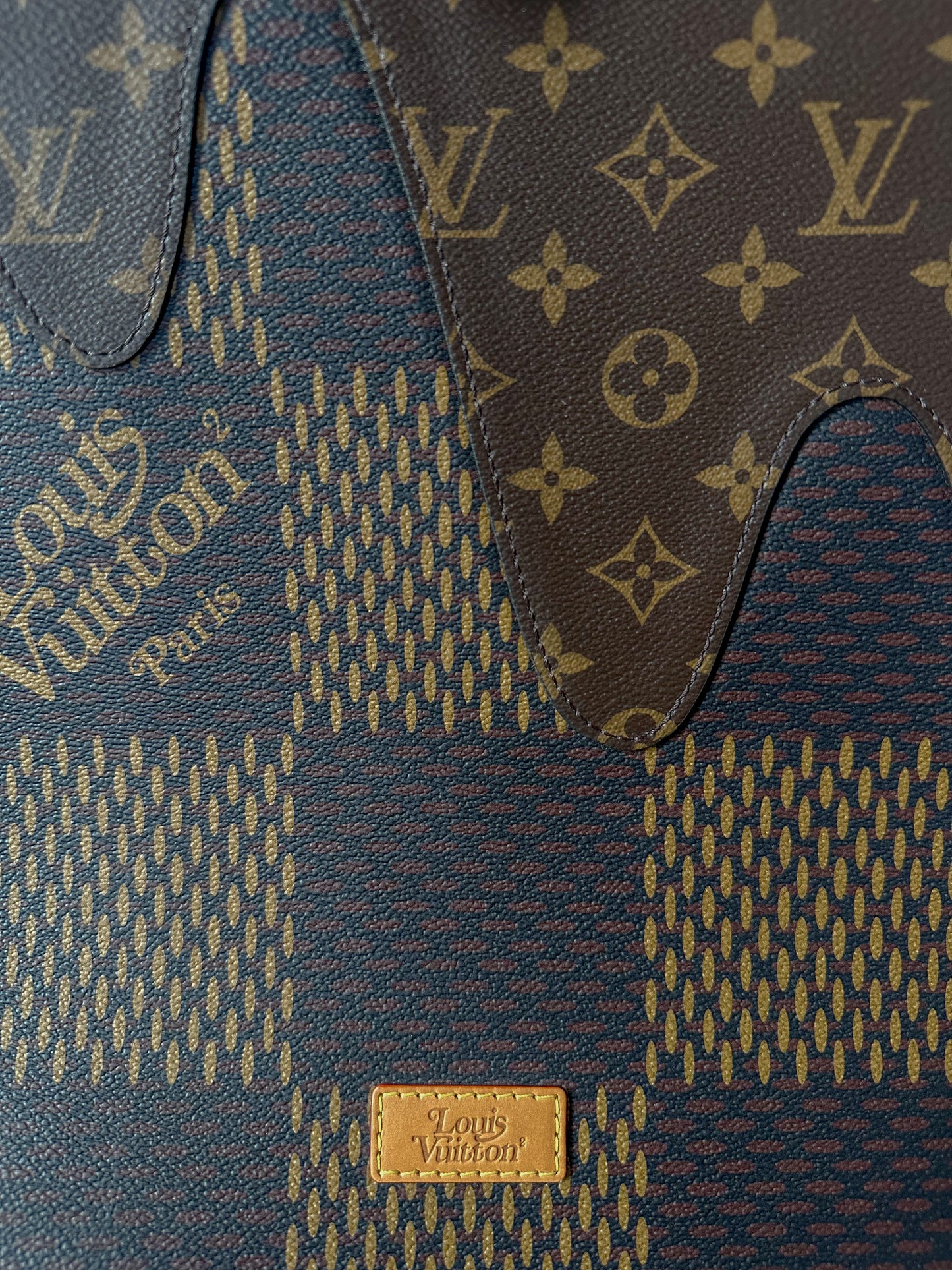 Louis Vuitton Nigo Brown Giant Damier Monogram Sac Plat