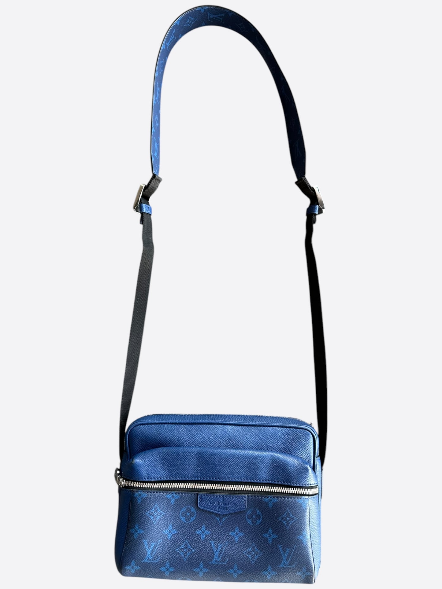 Louis Vuitton Blue Taigarama Monogram Outdoor Messenger Bag