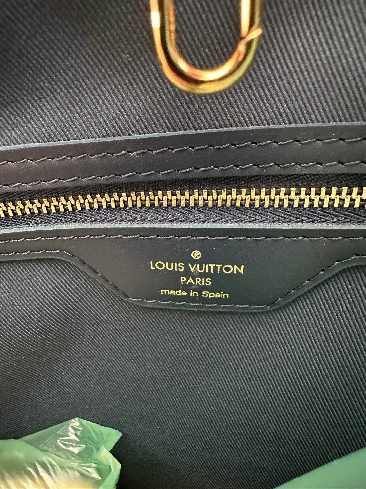 Louis Vuitton Navy & White Iridescent Monogram Neverfull MM