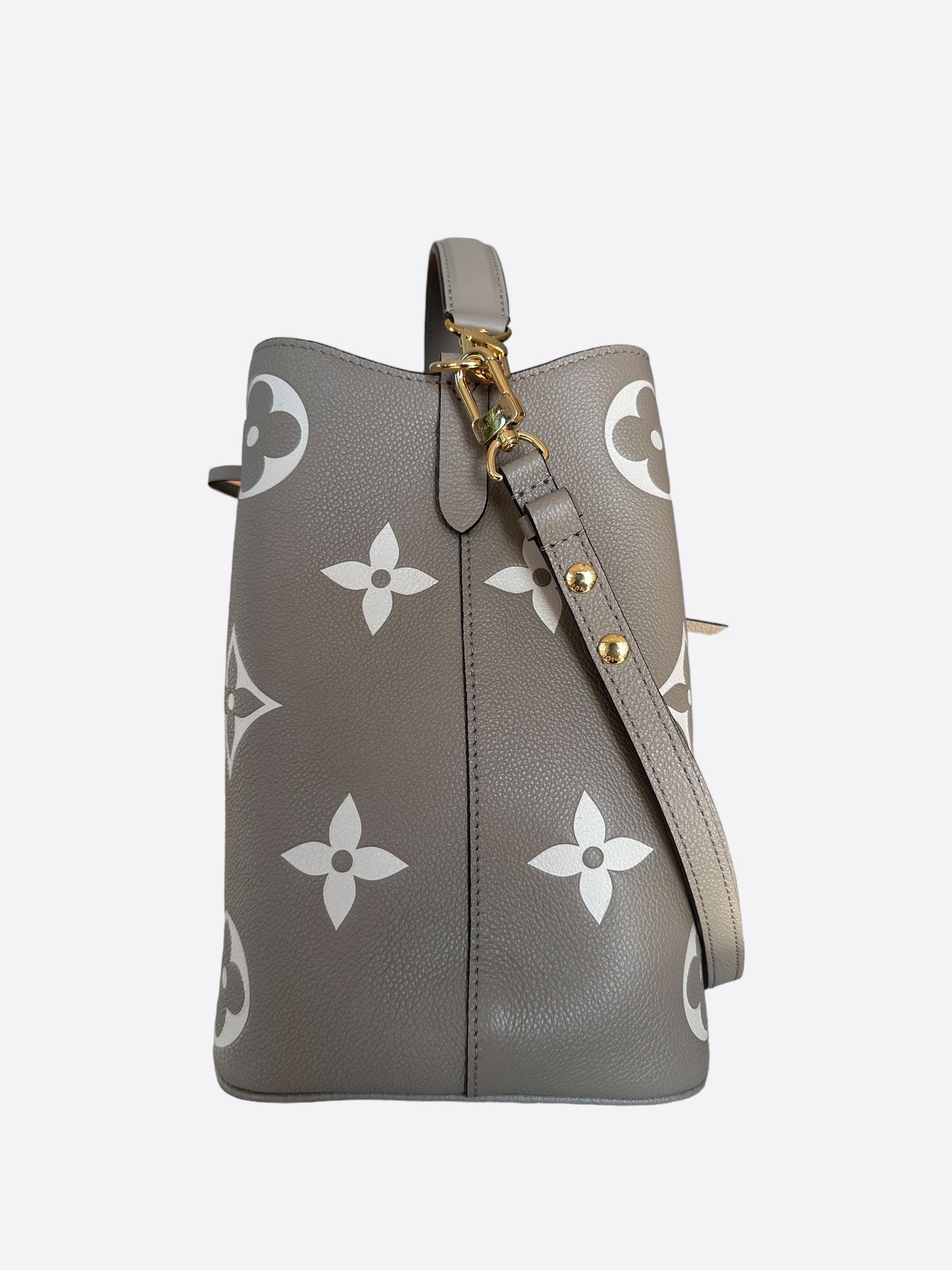 Louis Vuitton Dove & Cream Empreinte Monogram Neo Noe MM
