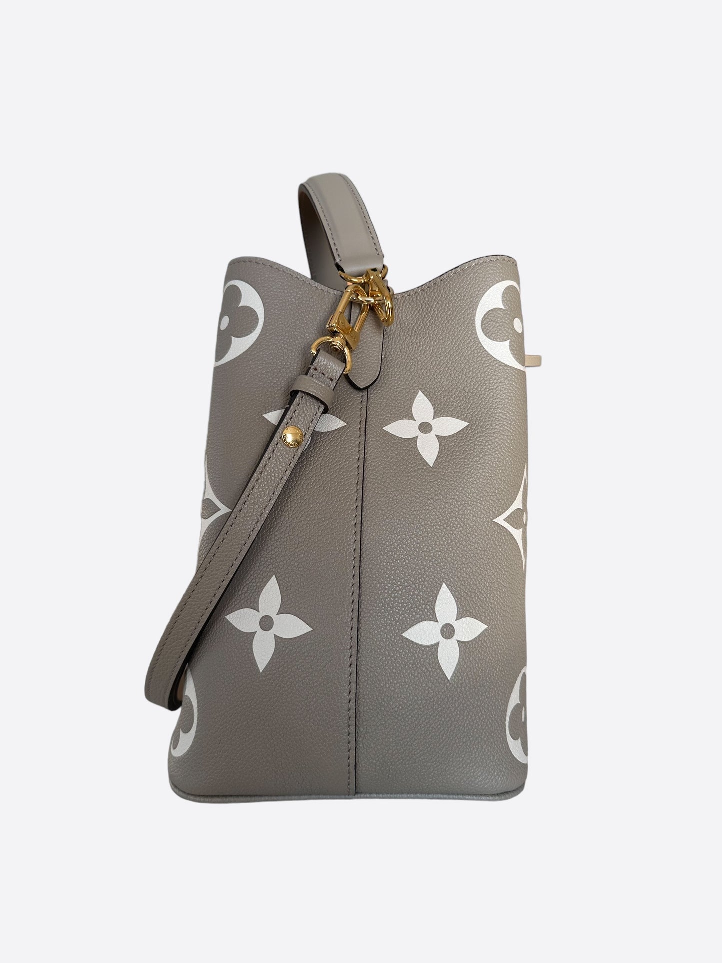 Louis Vuitton Dove & Cream Empreinte Monogram Neo Noe MM