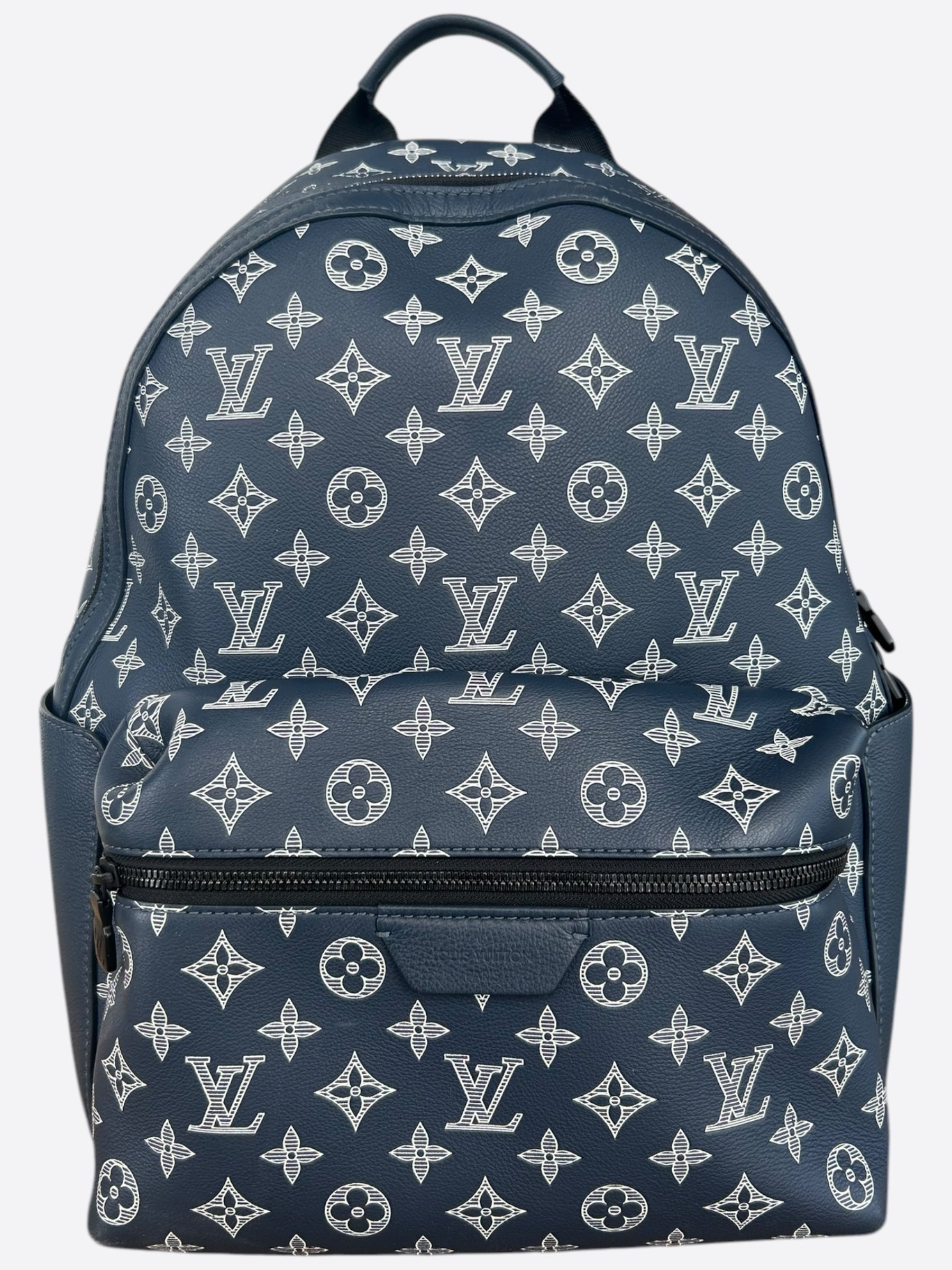 louis vuitton backpack bag charm navy monogram canvas Louis Vuitton Navy & White Monogram Discovery Backpack – Savonches