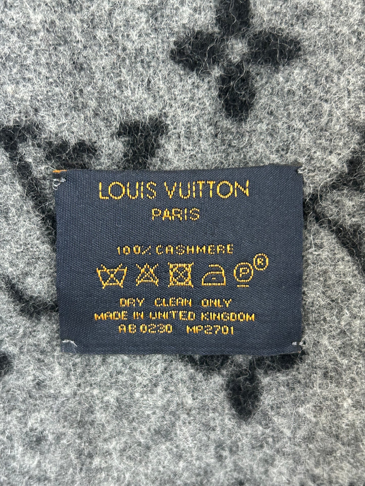 Louis Vuitton Nigo Grey Giant Damier Monogram Scarf