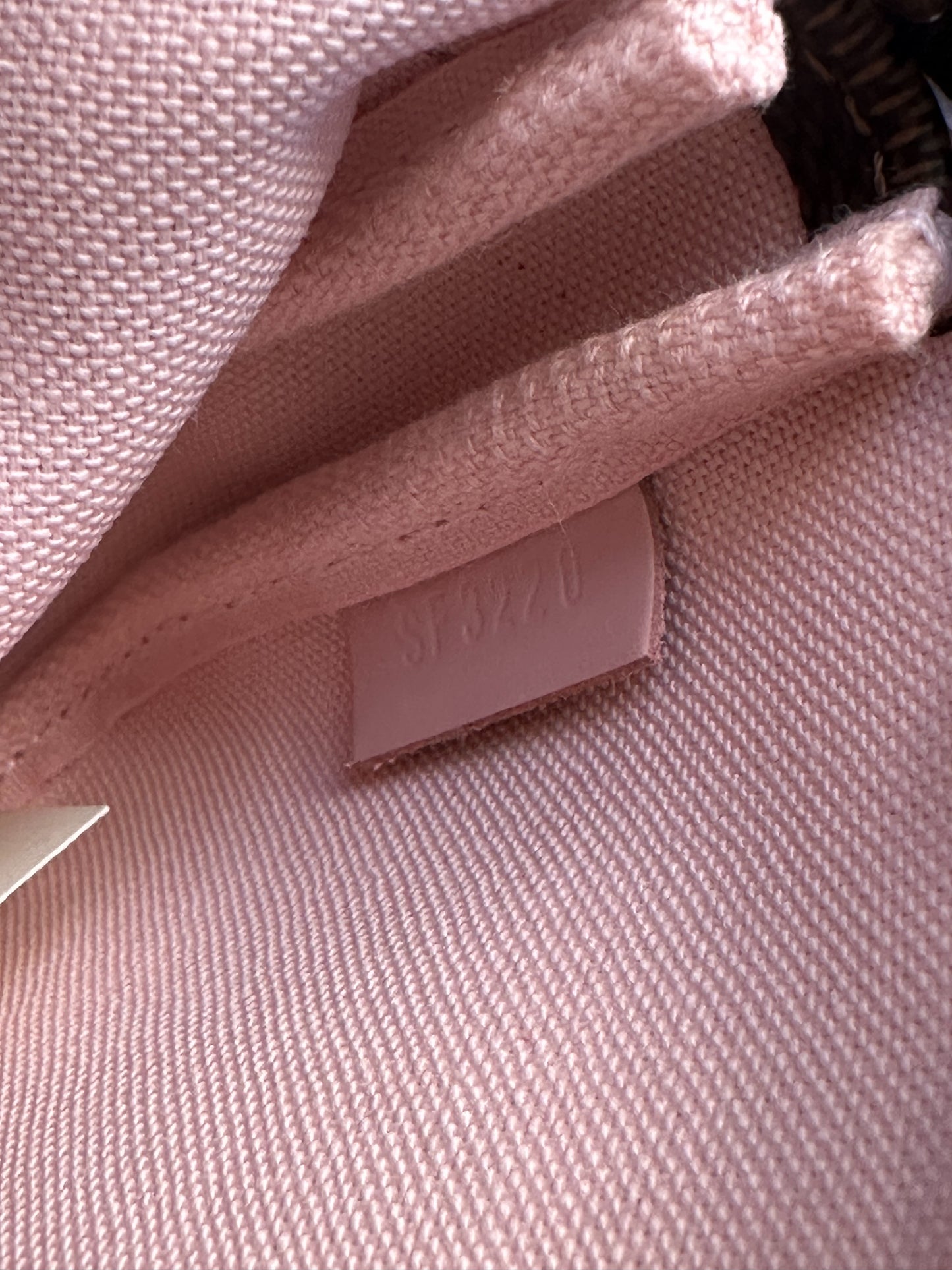 Louis Vuitton Christmas Edition Brown Damier Pochette Accessories