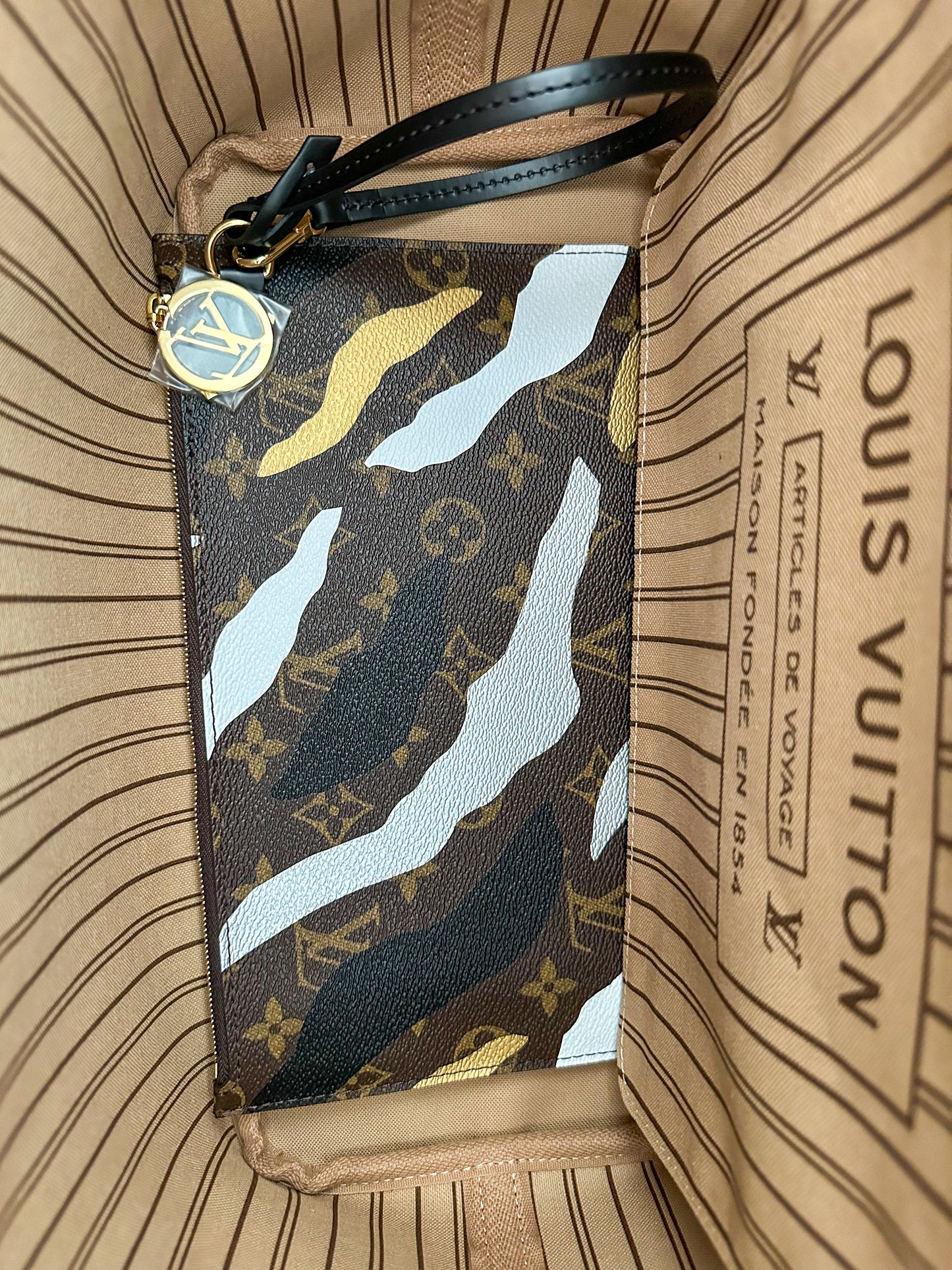 Louis Vuitton League Of Legends Brown Monogram Neverfull MM