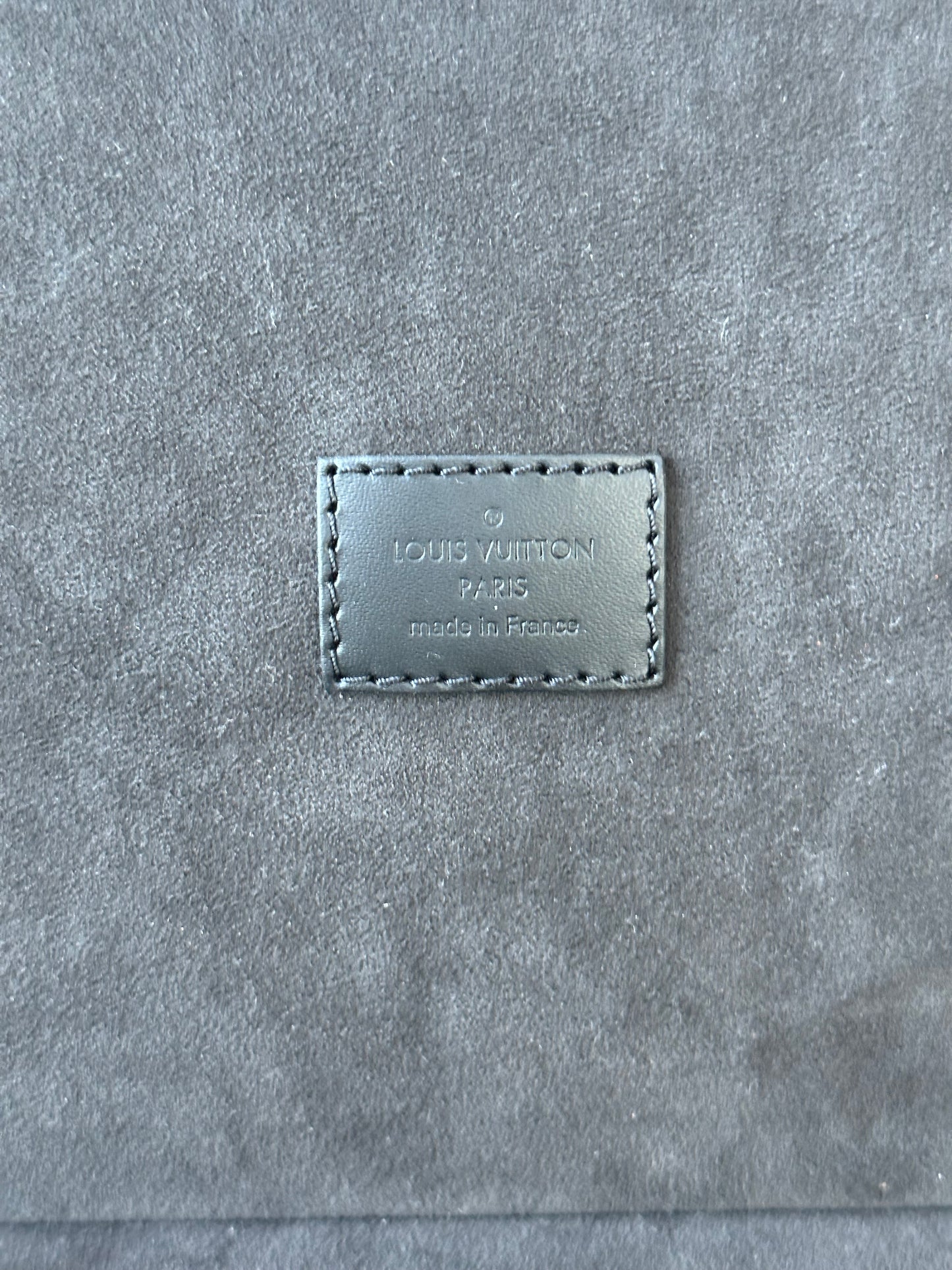 Louis Vuitton Monogram Eclipse 8 Watch Case