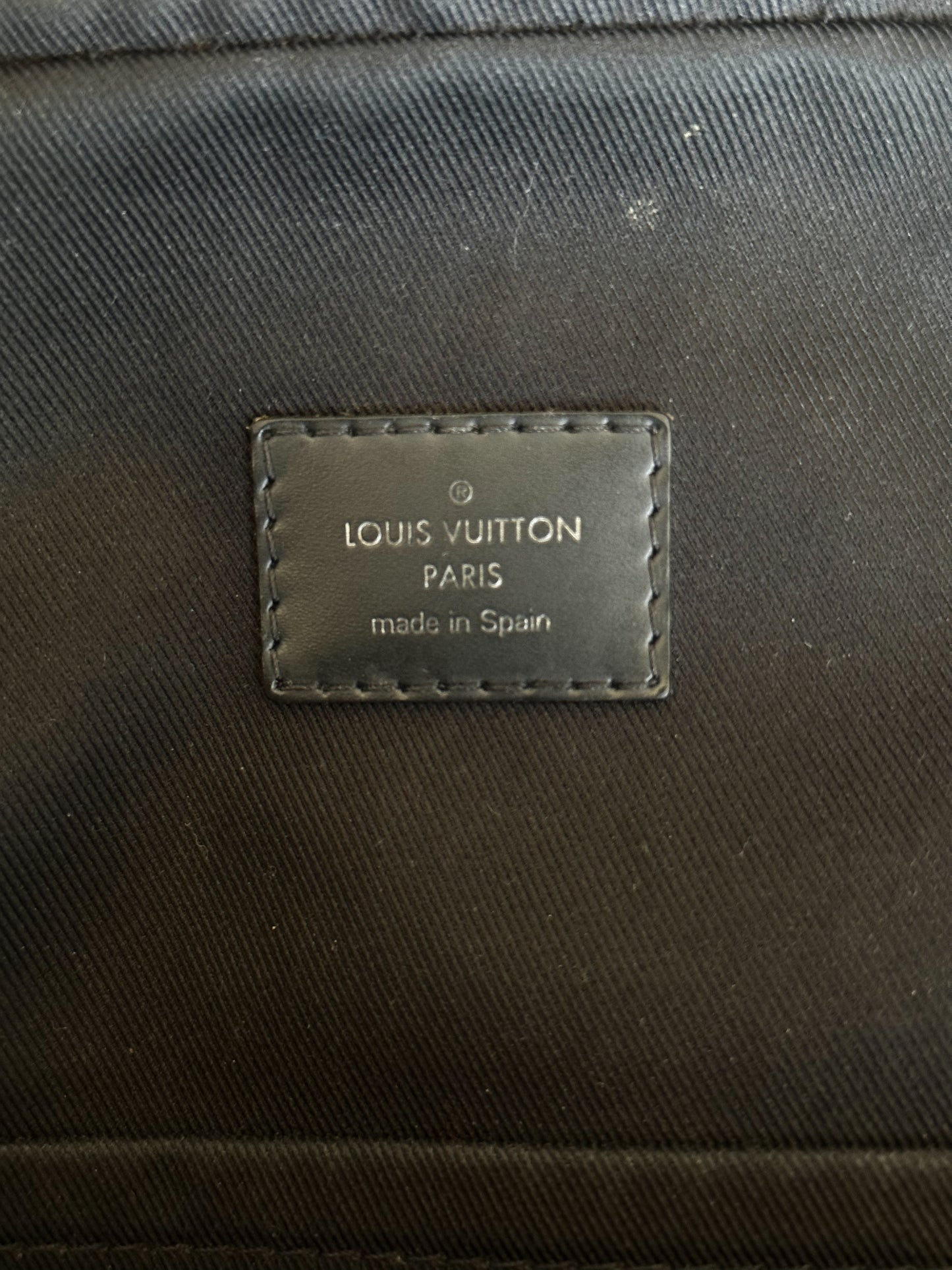 Louis Vuitton Damier Graphite Avenue Sling Bag