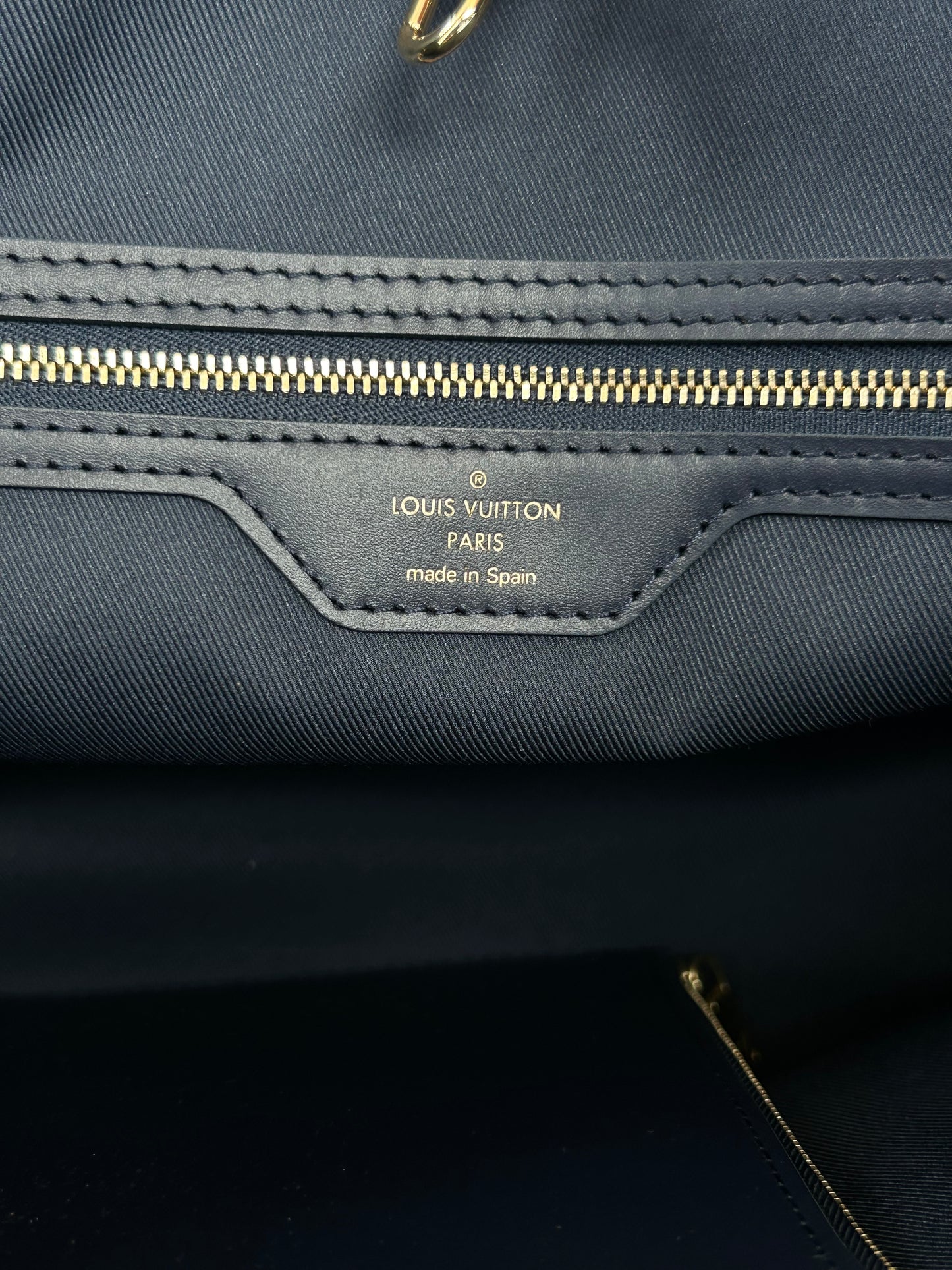 Louis Vuitton Navy & White Iridescent Monogram Neverfull MM