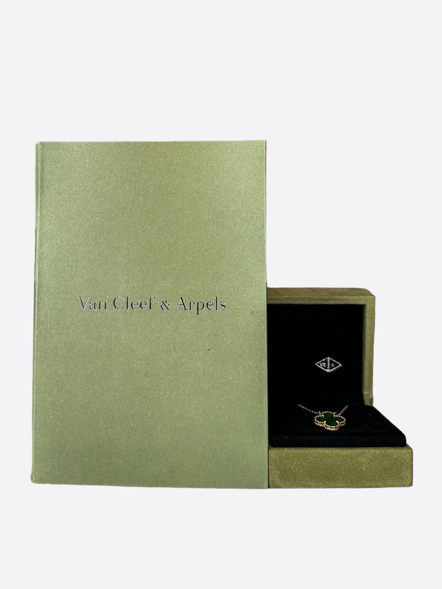 Van Cleef & Arpels Yellow Gold Malachite Vintage Alhambra Pendant Necklace