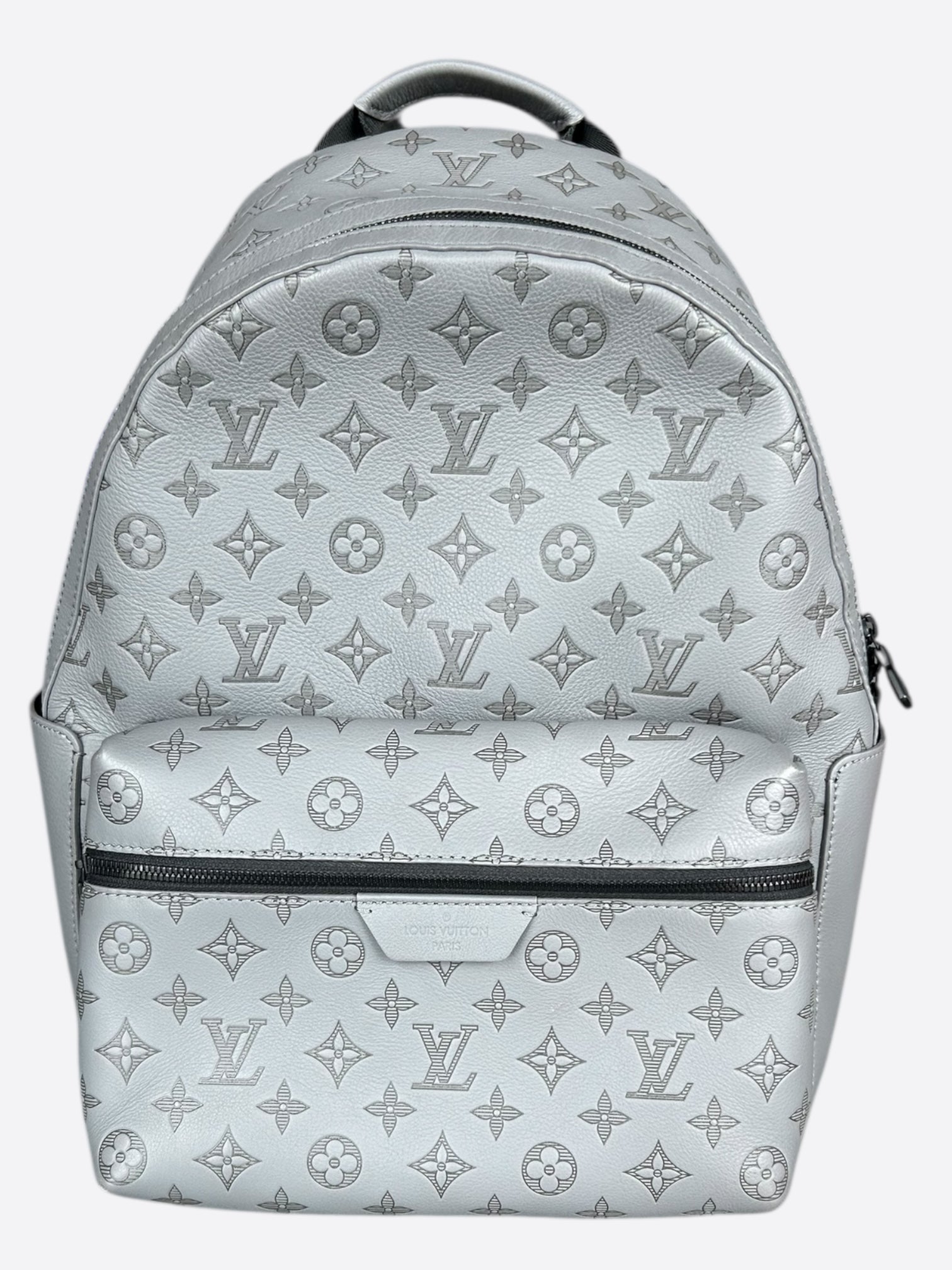 grey louis vuitton backpack Louis Vuitton Grey Shadow Monogram Discovery Backpack – Savonches