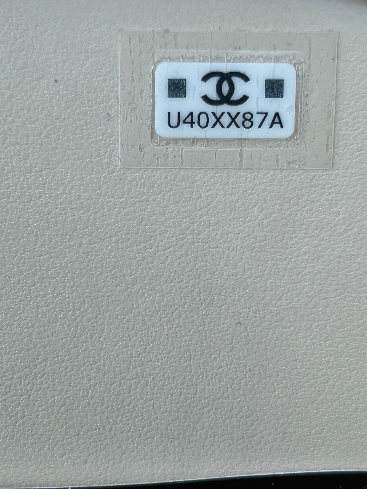 Chanel White Quilted Caviar Chic Riviera Vanity Case