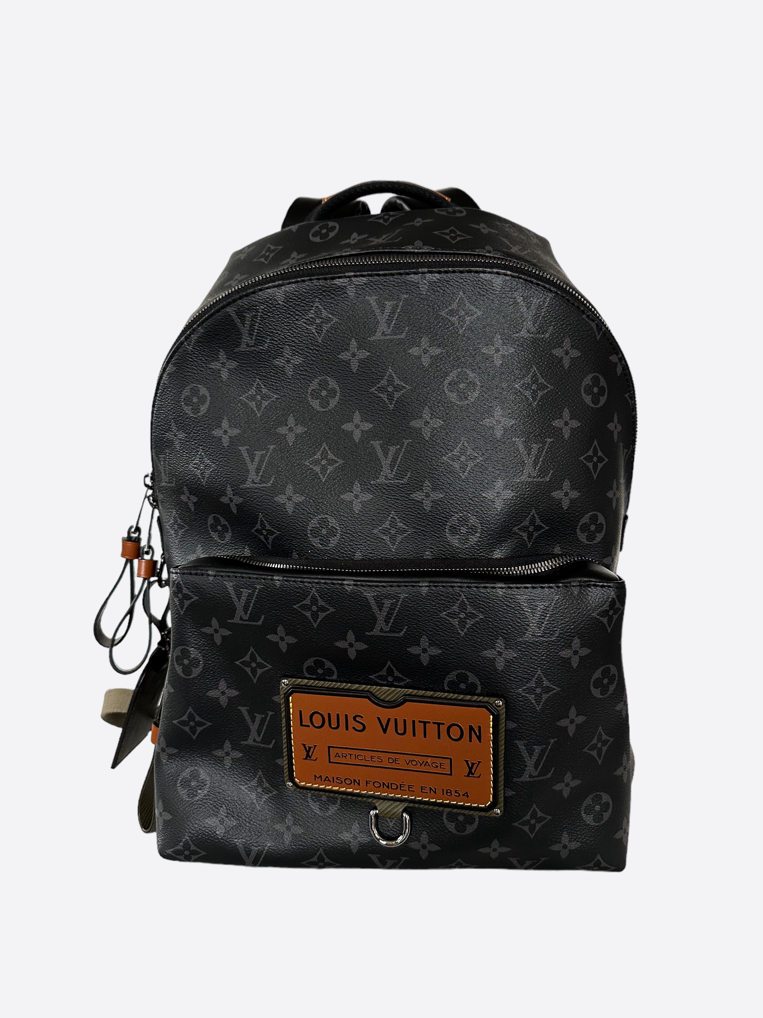 Louis Vuitton Monogram Eclipse Gaston Discovery Backpack – Savonches