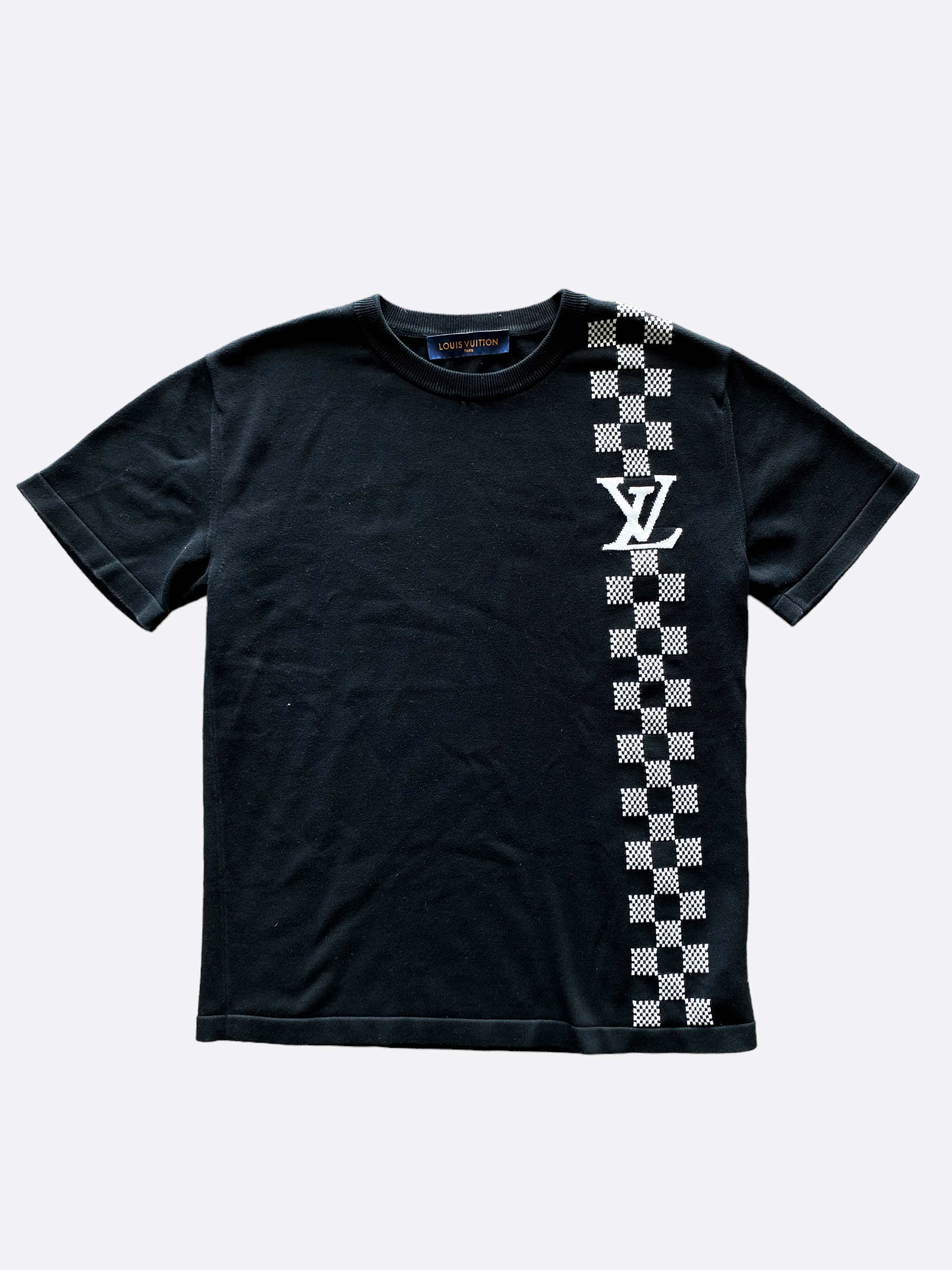 Louis Vuitton Black Intarsia Checkered Logo T-Shirt – Savonches Louis Vuitton Black Intarsia Checkered Logo T-Shirt – Savonches