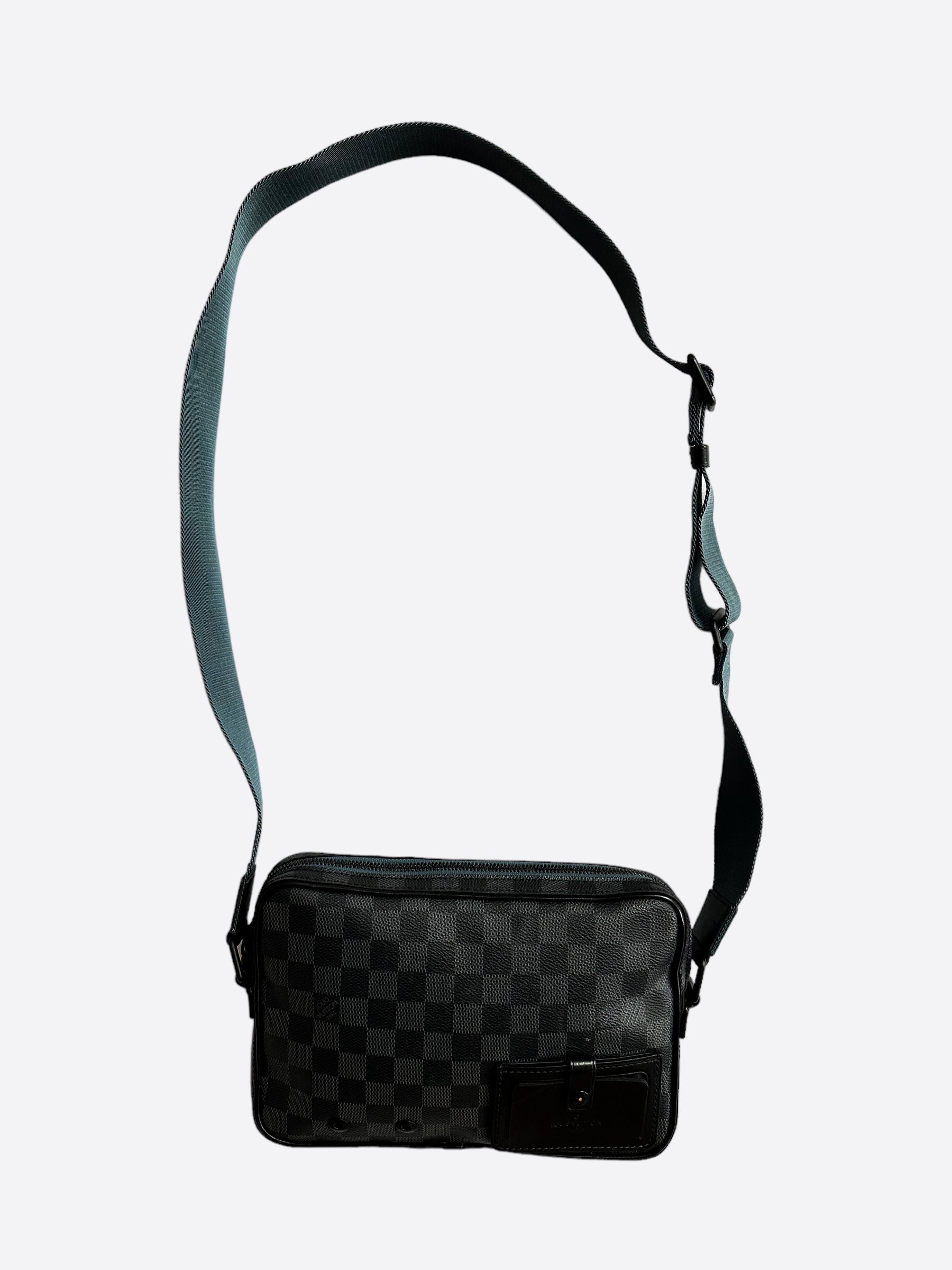 Louis Vuitton Damier Graphite Alpha Messenger – Savonches Louis Vuitton Damier Graphite Alpha Messenger – Savonches