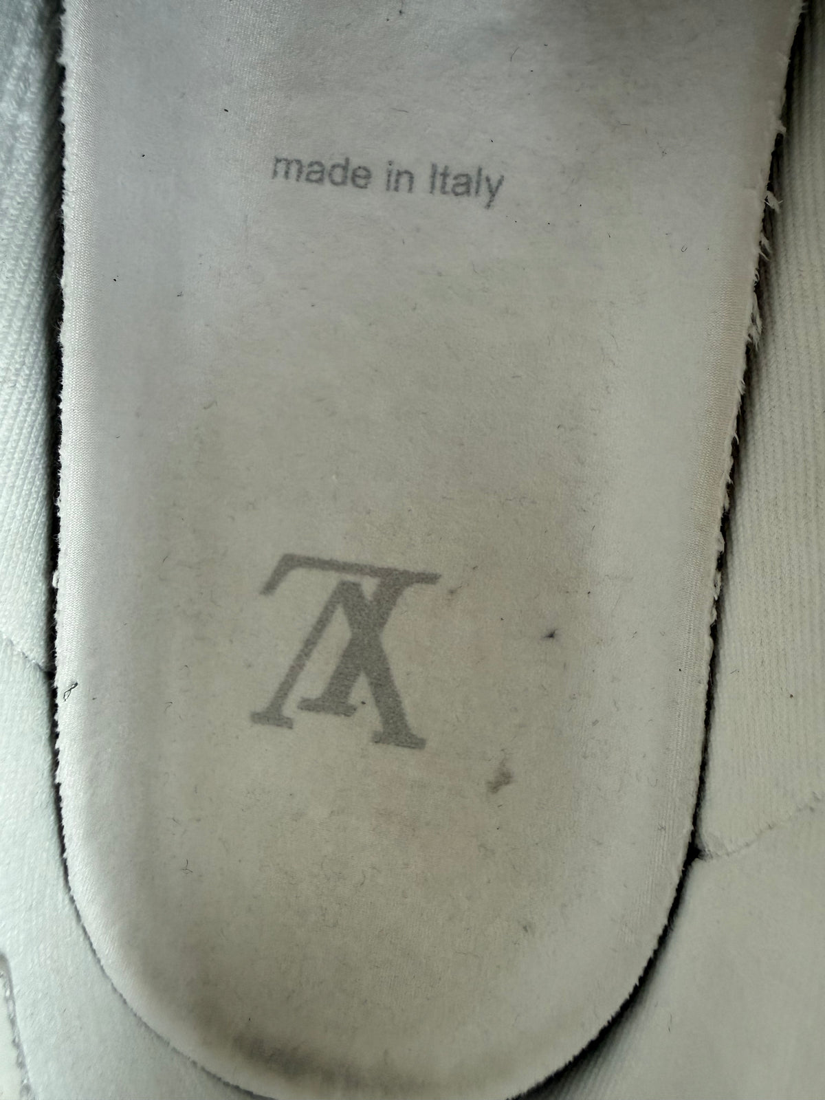 Louis Vuitton White & Blue Gradient VNR Sneakers