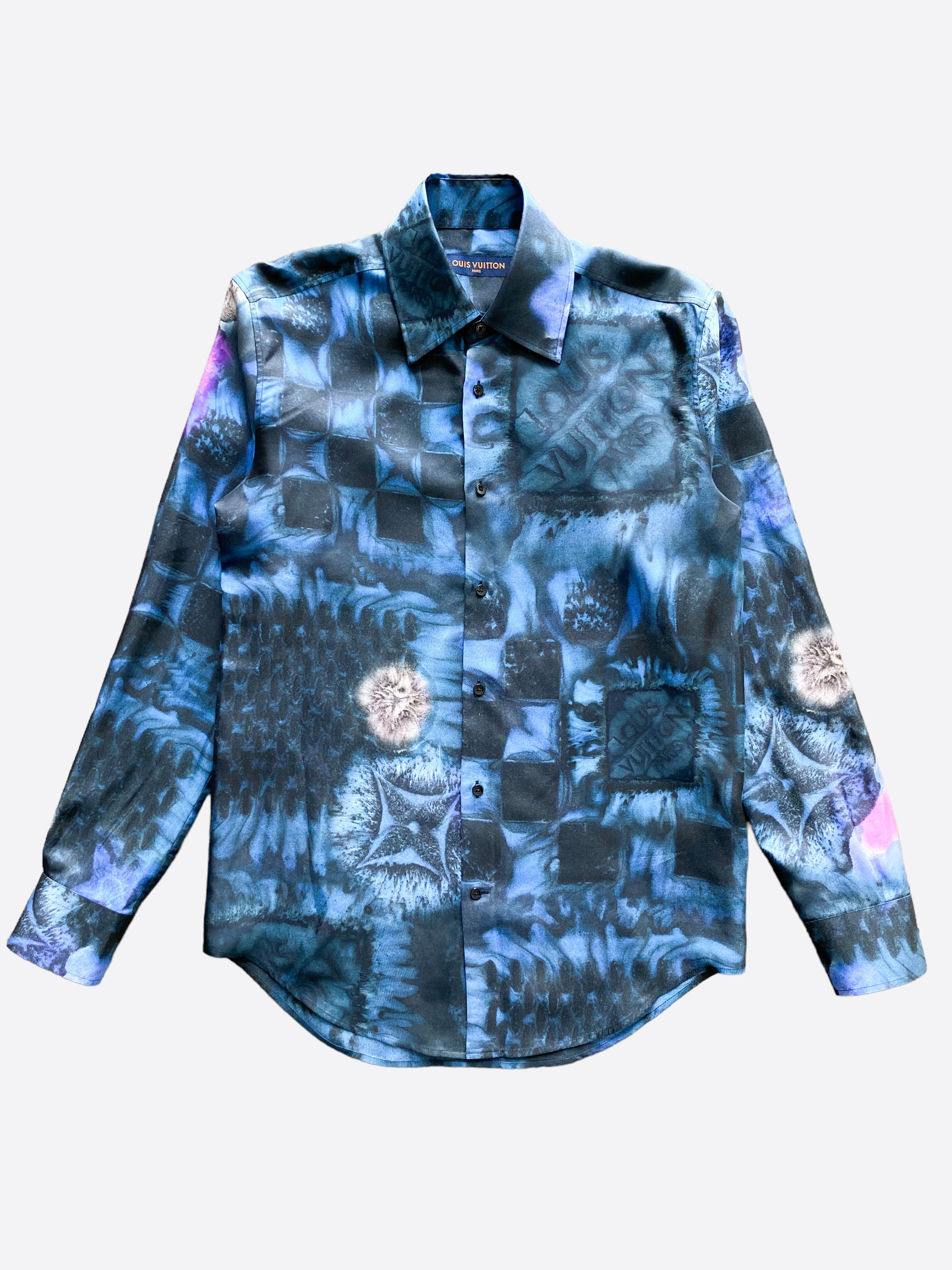 Louis Vuitton Silk Damier Salt Button Up Shirt – Savonches Louis Vuitton Silk Damier Salt Button Up Shirt – Savonches