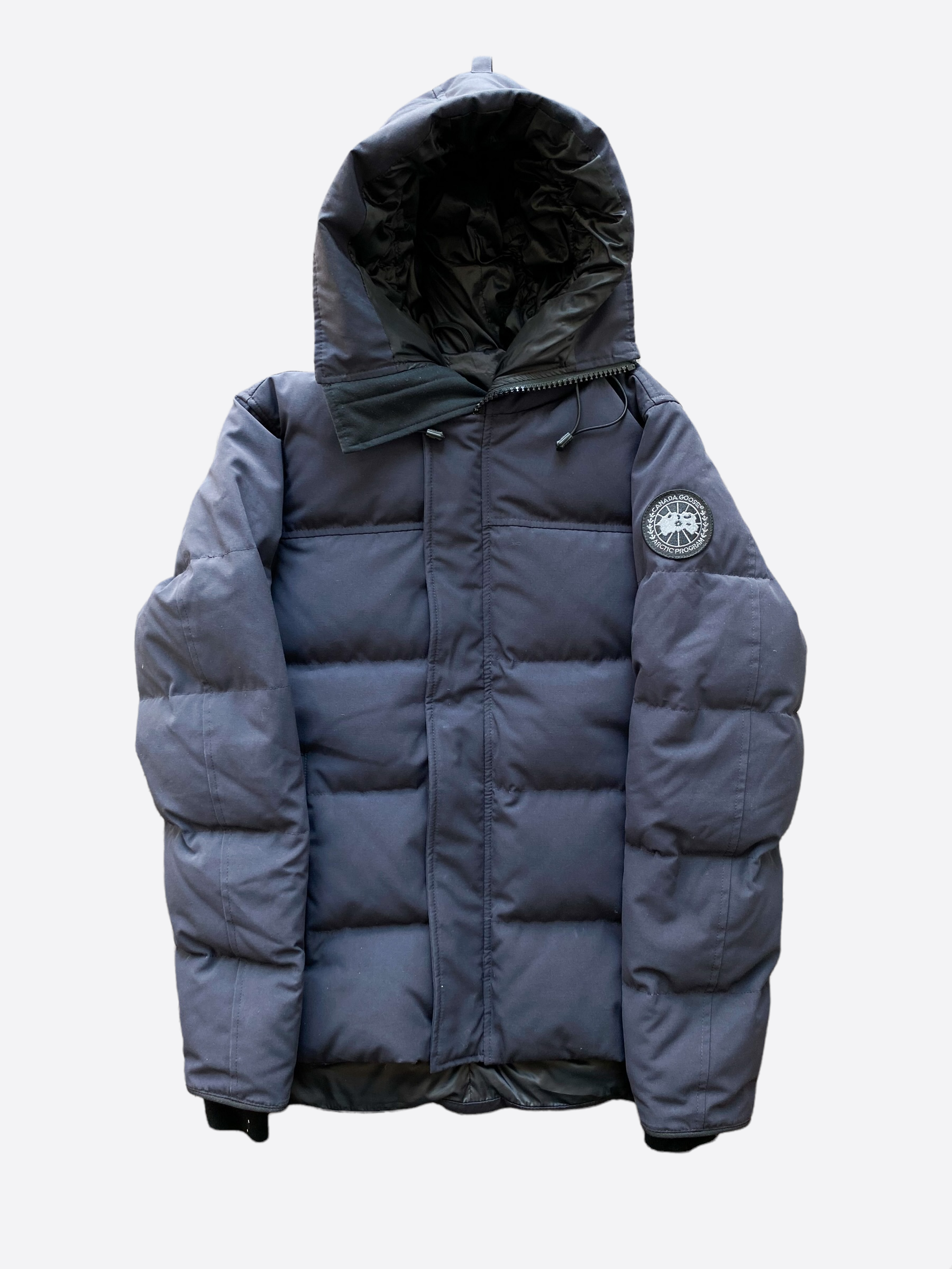 Canada goose macmillan black top label