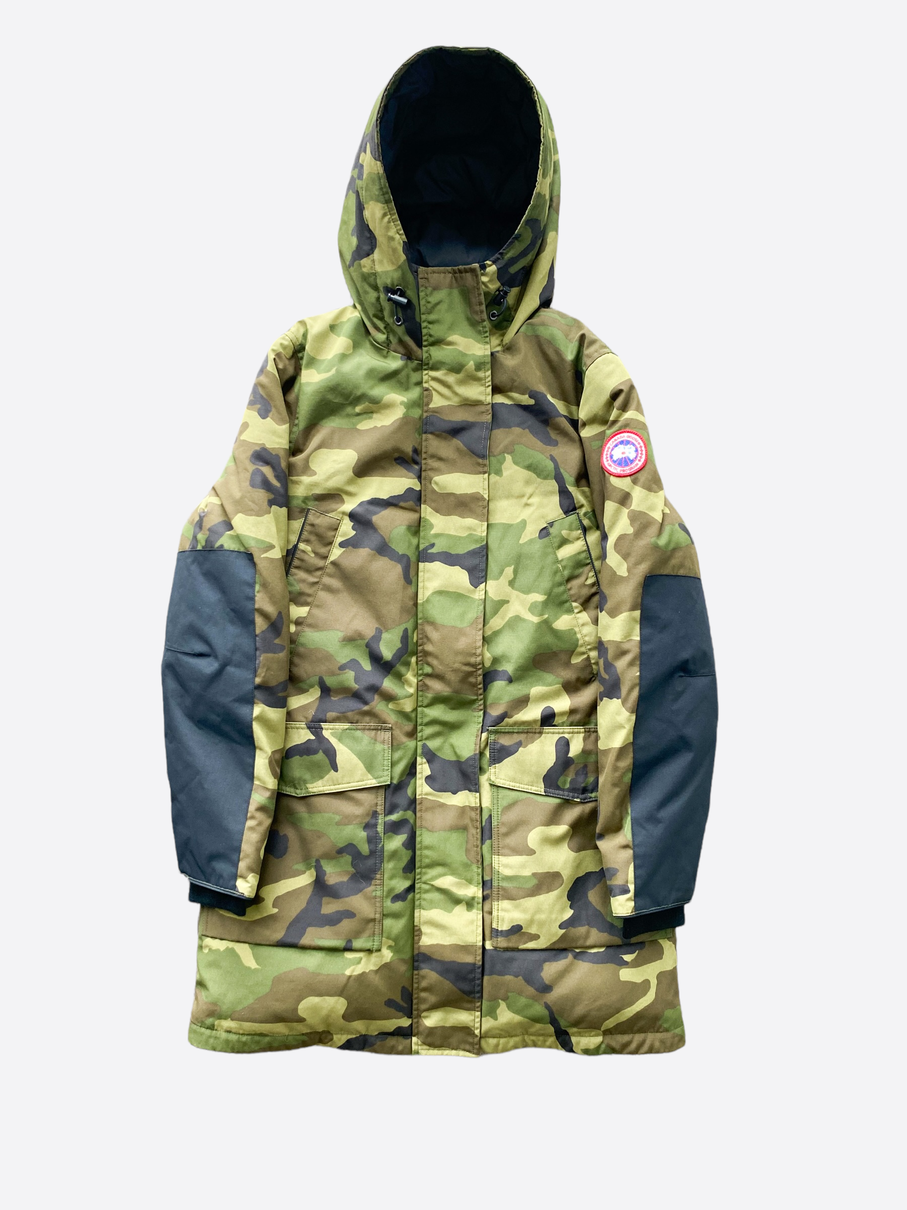 Canada Goose Classic Camo Canmore Women s Jacket