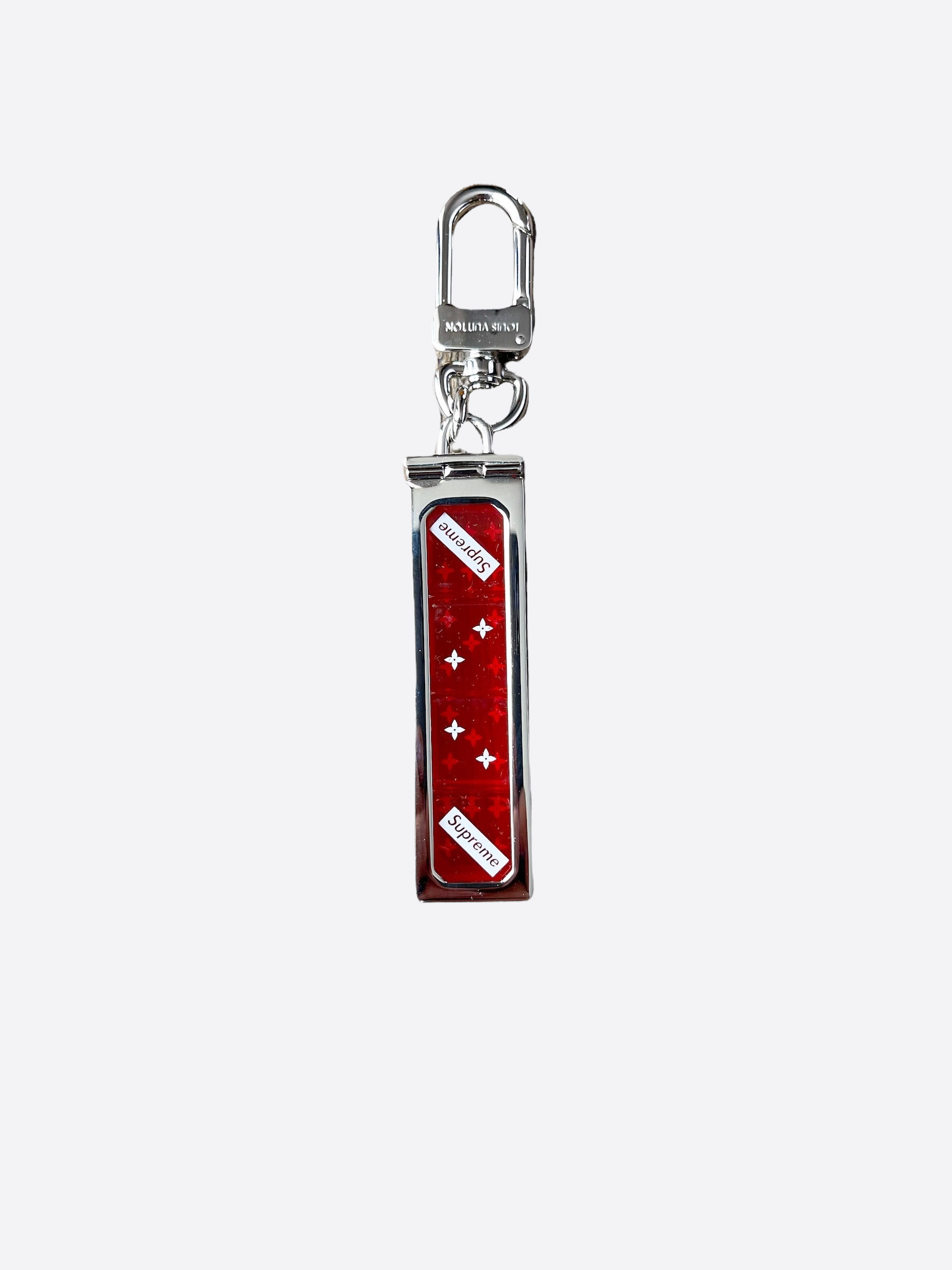 vuitton supreme keychain