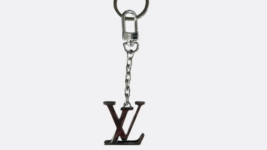 Luxury Fashion Accessories: Let’s Talk Statement Pieces
