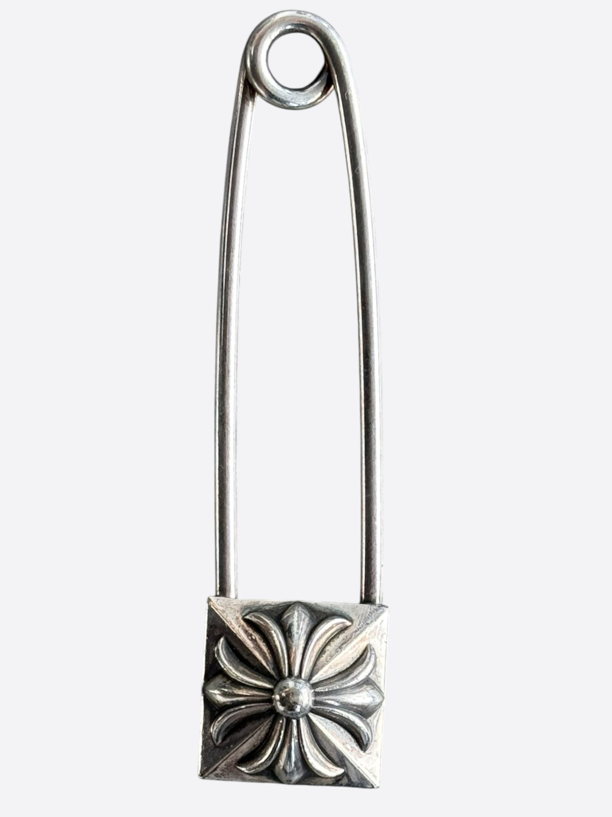 Chrome Hearts Jumbo Pyramid Cross Safety Pin