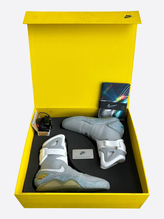 Nike 'Back To The Future' Air Mag
