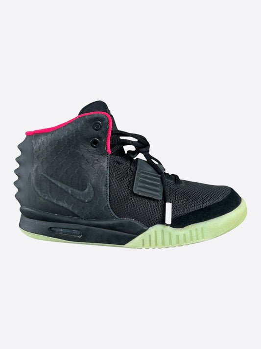 Nike Solar Red Air Yeezy 2