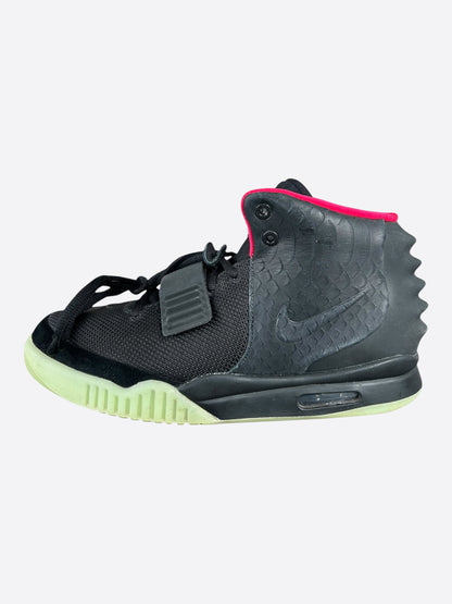 Nike Solar Red Air Yeezy 2