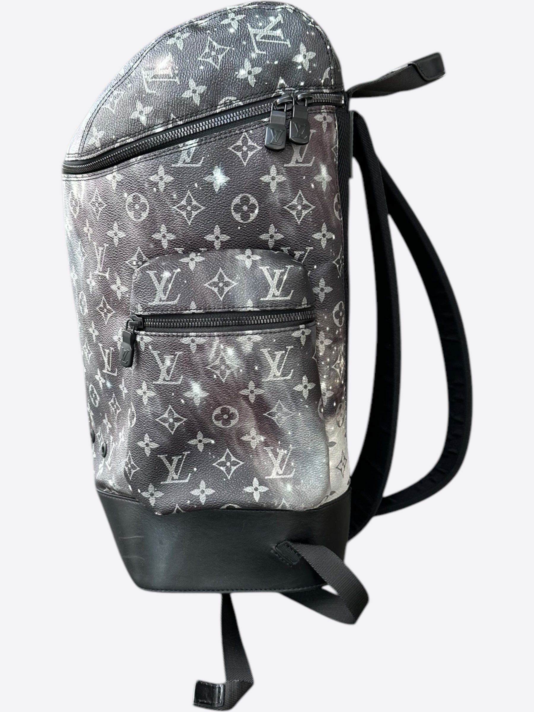 LOUIS VUITTON Alpha Backpack LOUIS VUITTON Alpha Backpack