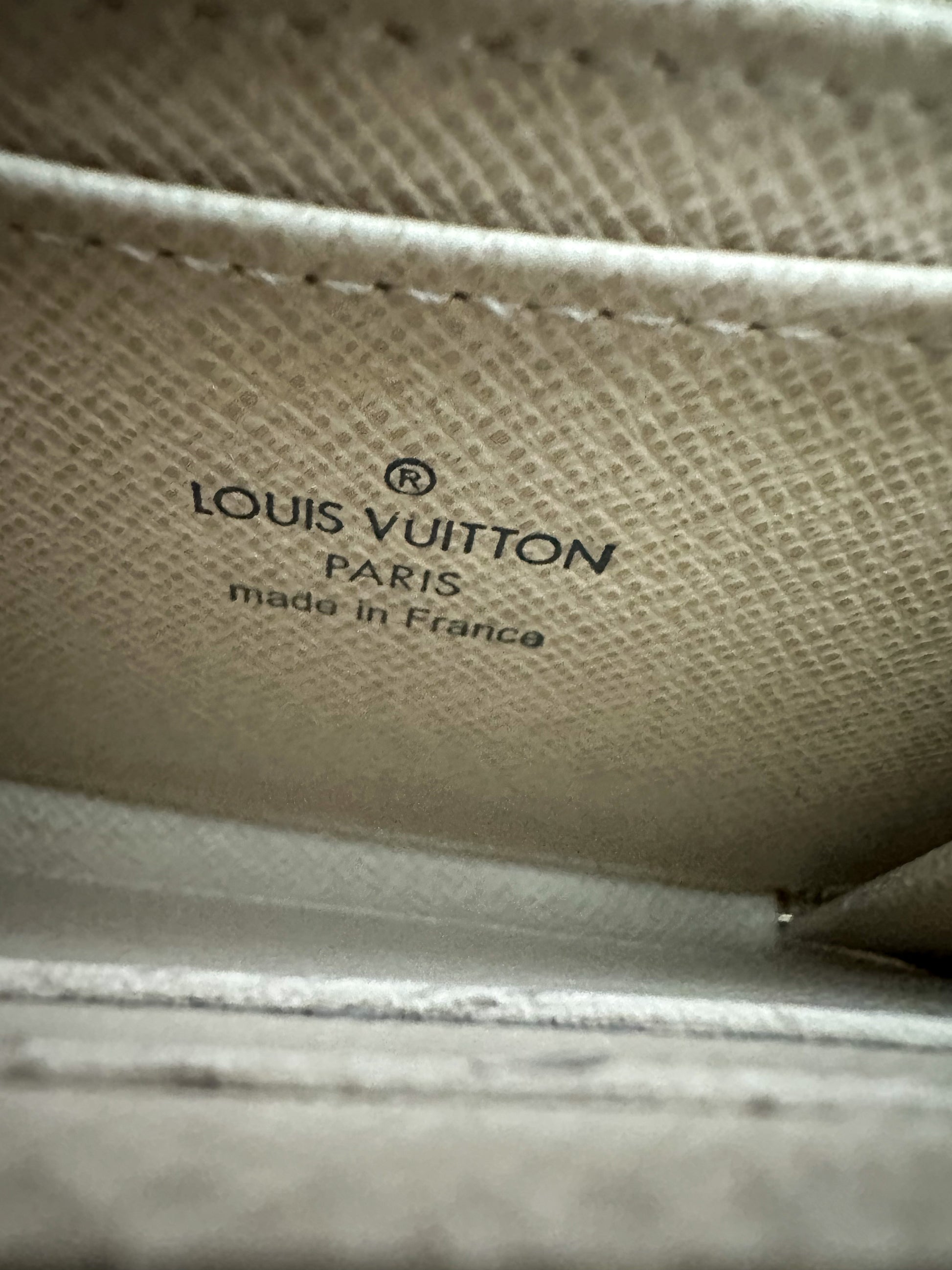 Louis Vuitton Birds Zippy Damier Azur Coin Purse White