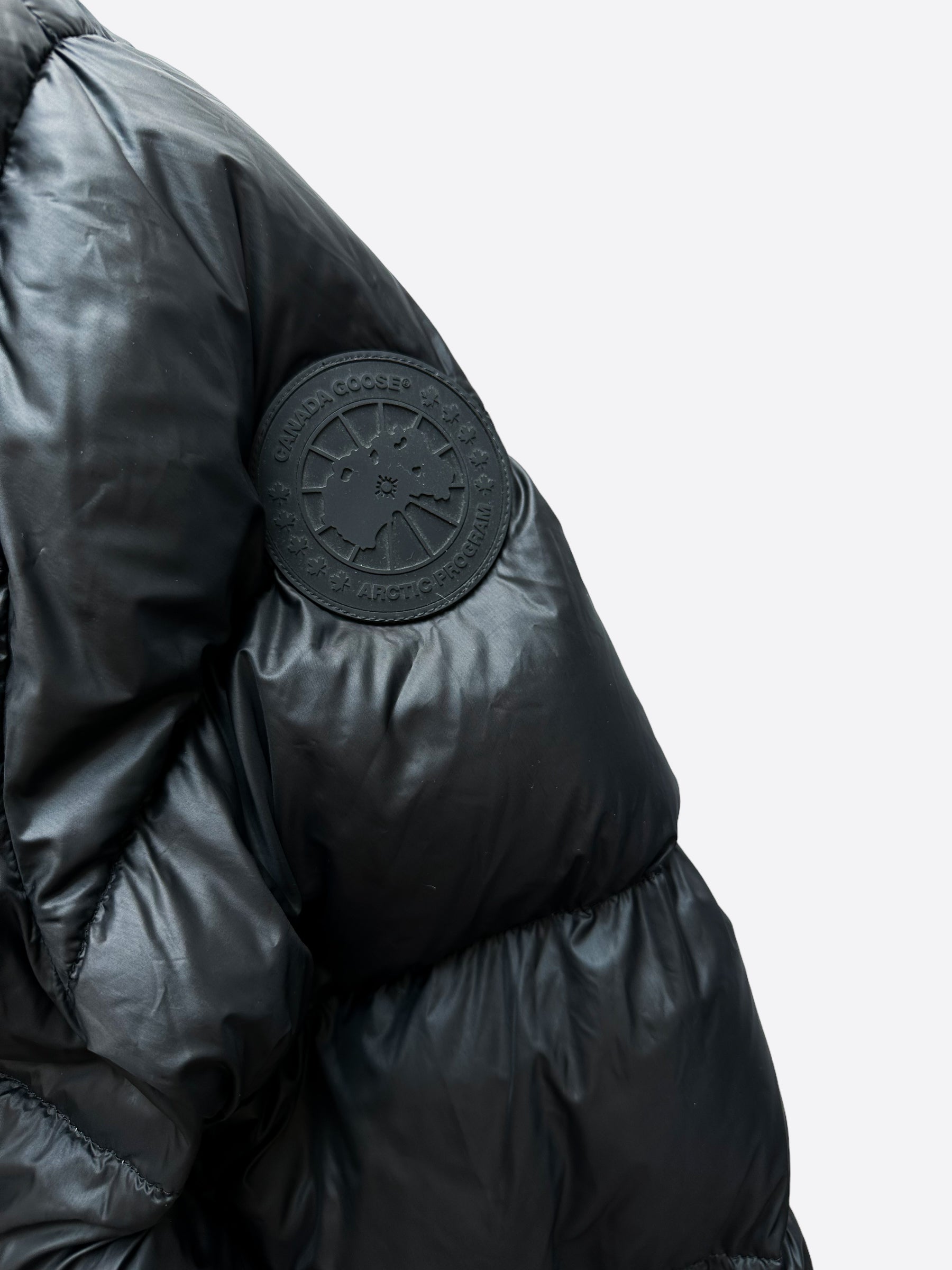 Canada goose mens black hot sale coat