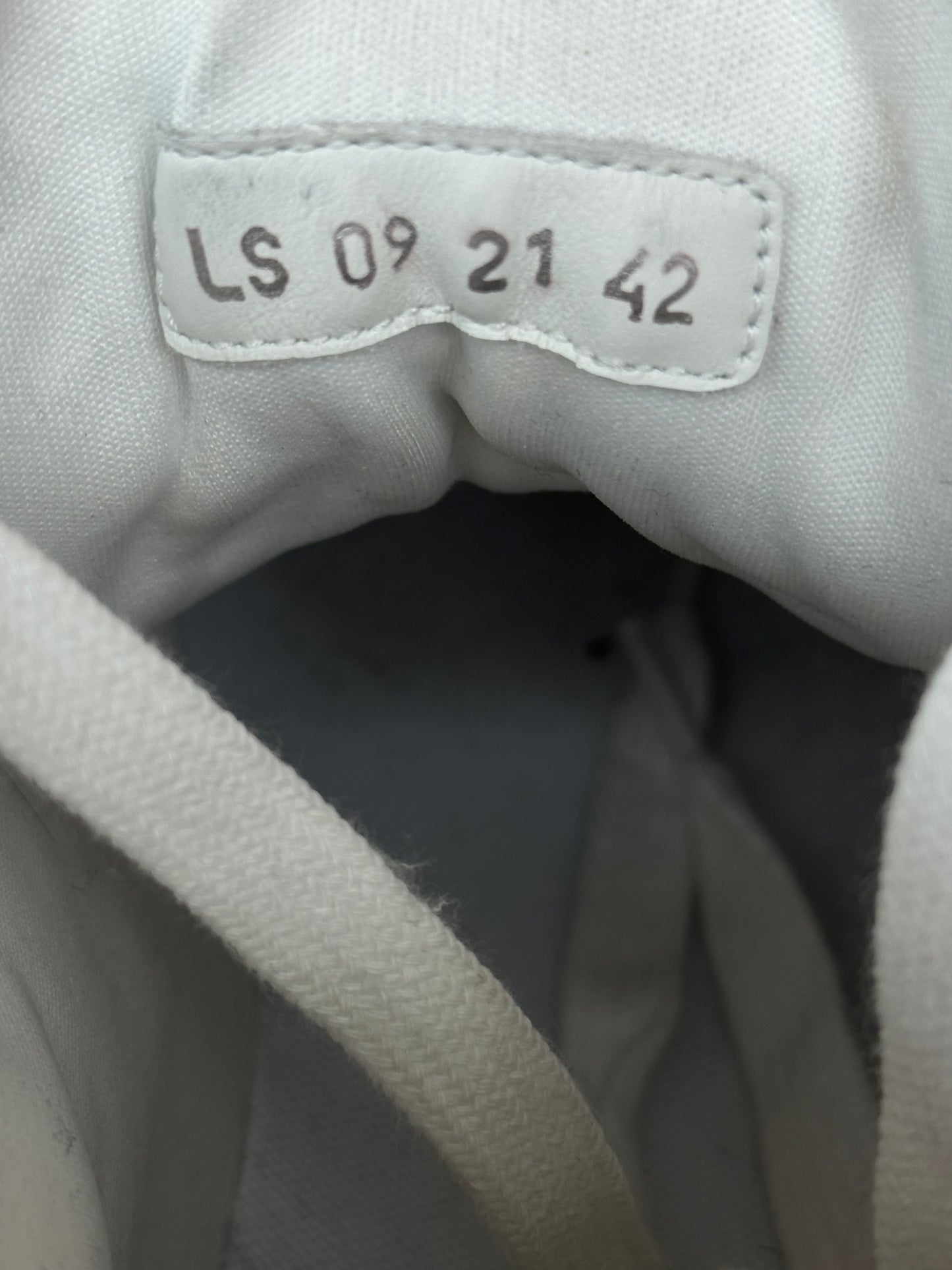 Dior Oblique White & Beige Hightop B28 Sneakers