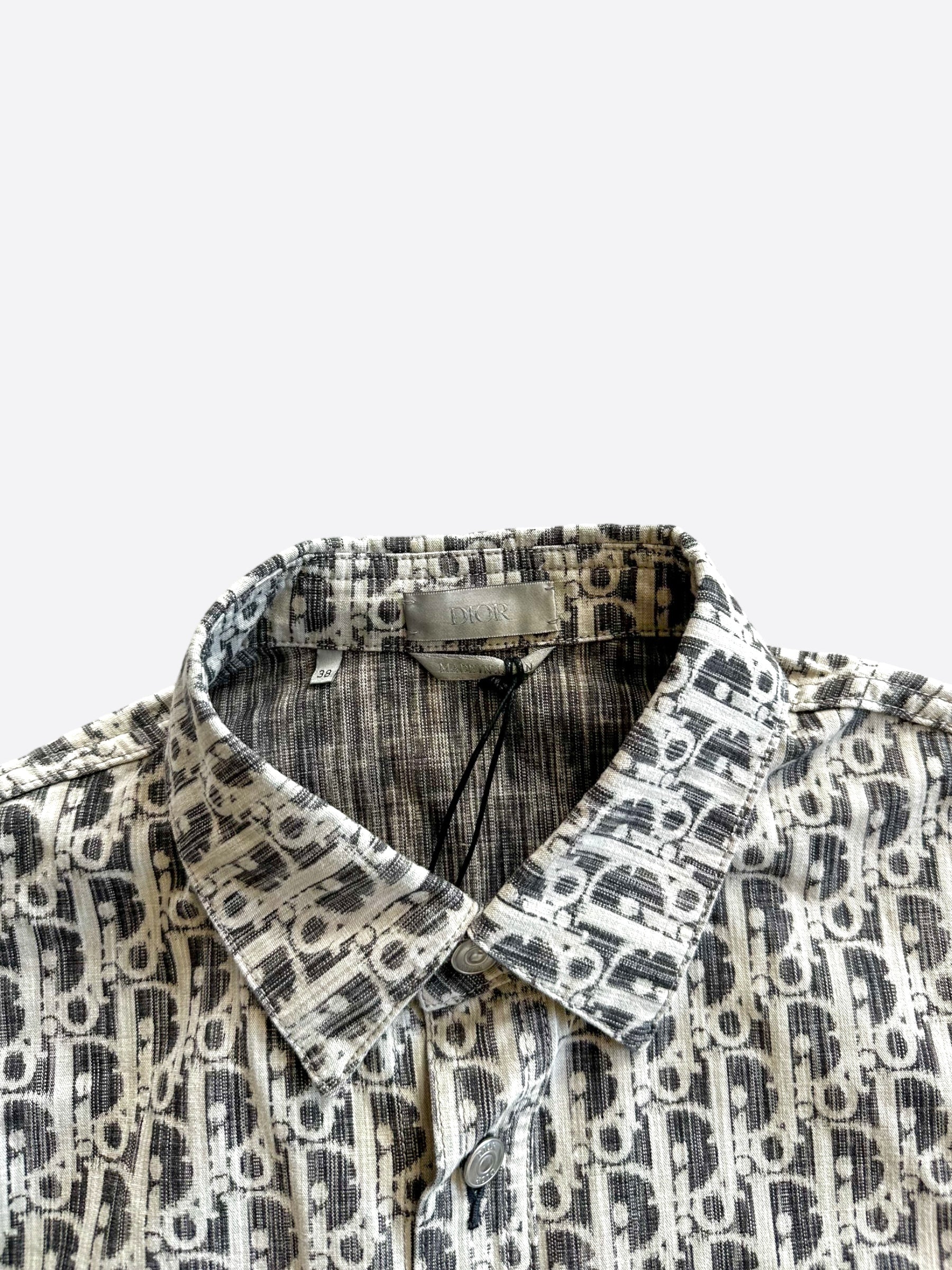 Dior Grey & White Oblique Button Up Shirt – Savonches Dior Grey & White Oblique Button Up Shirt – Savonches