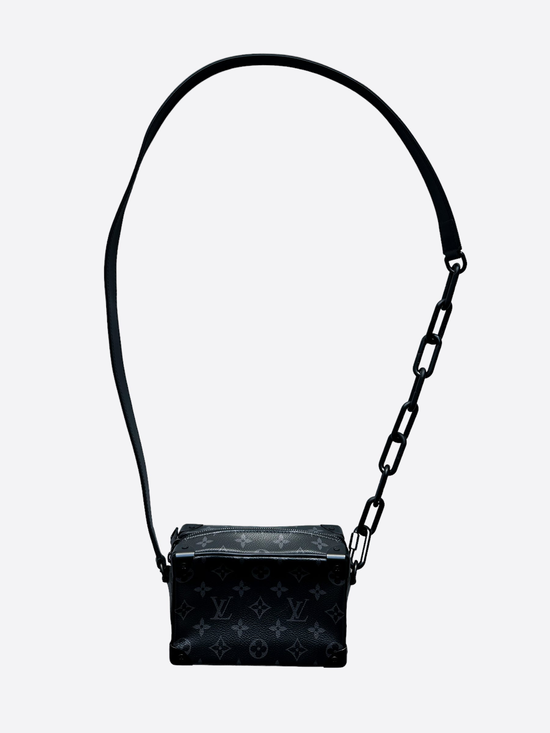 Louis Vuitton pre-owned Monogram Eclipse Trunk Shoulder Bag - Farfetch