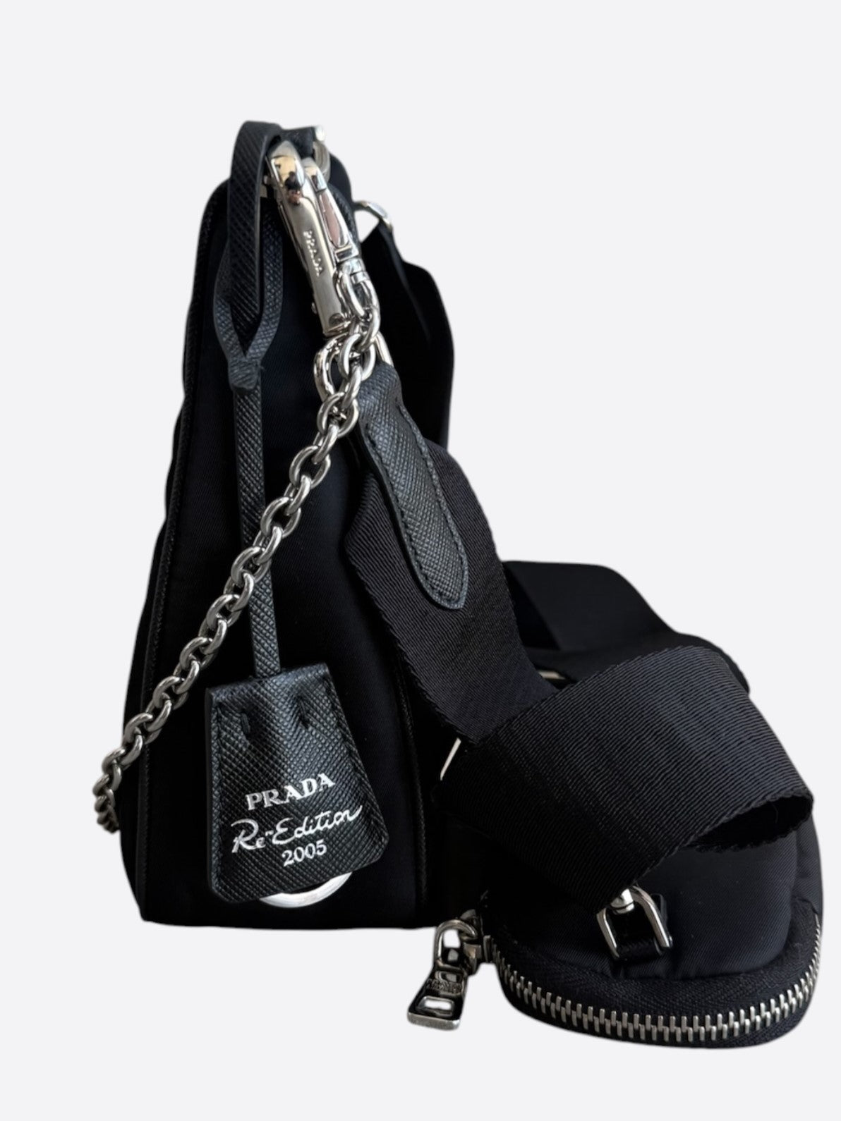 Prada Cameo Black Re-Edition 2005 Nylon Bag