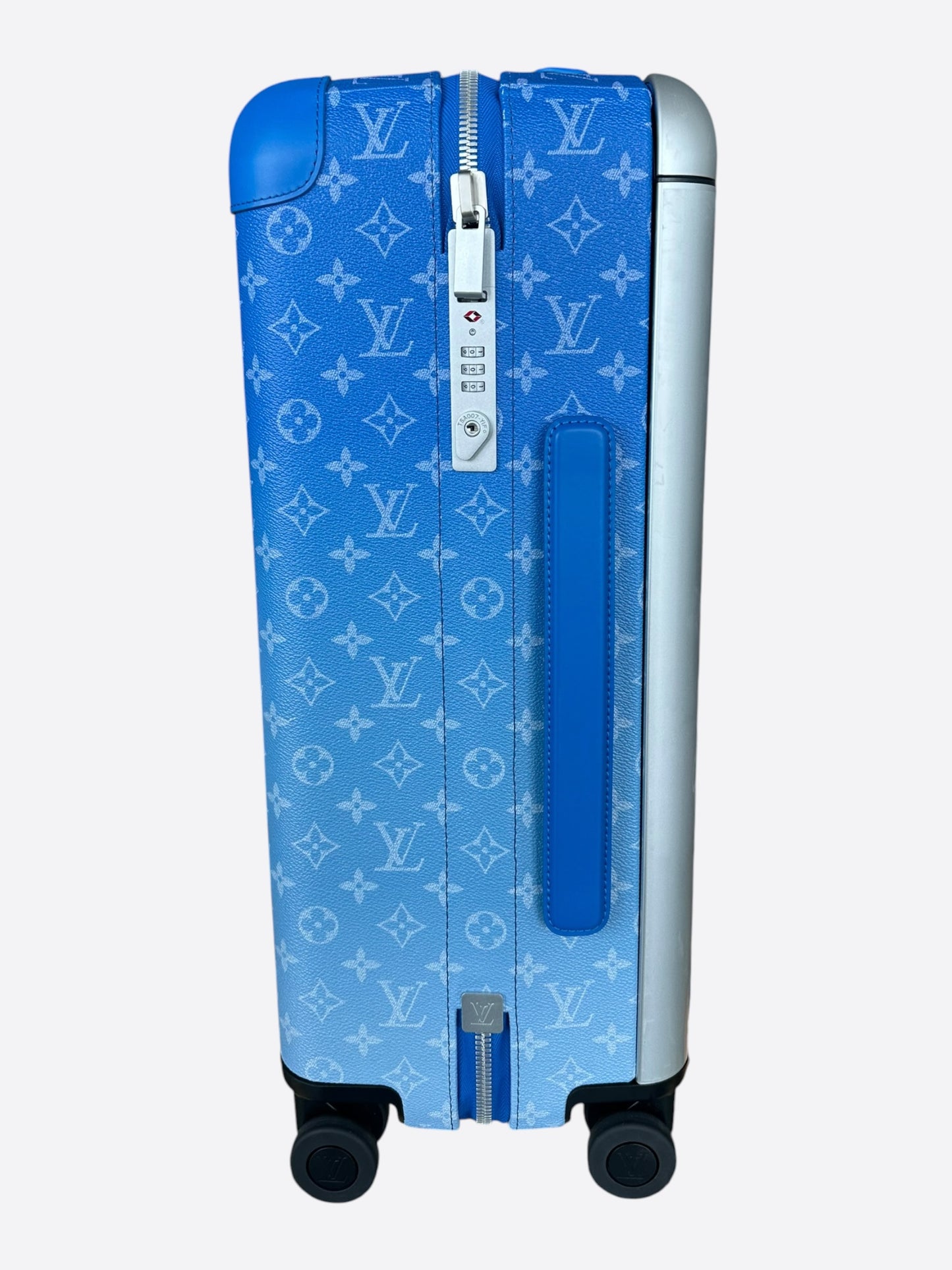 Louis Vuitton Blue & White Cloud Logo Monogram Horizon 55