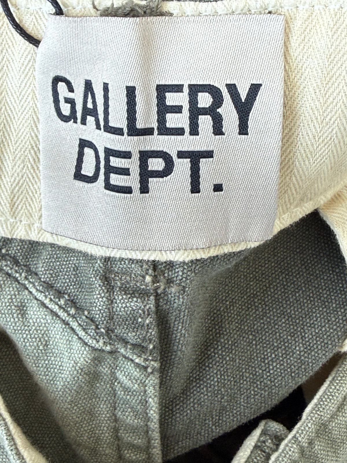 Gallery Dept Olive Programmer Shorts