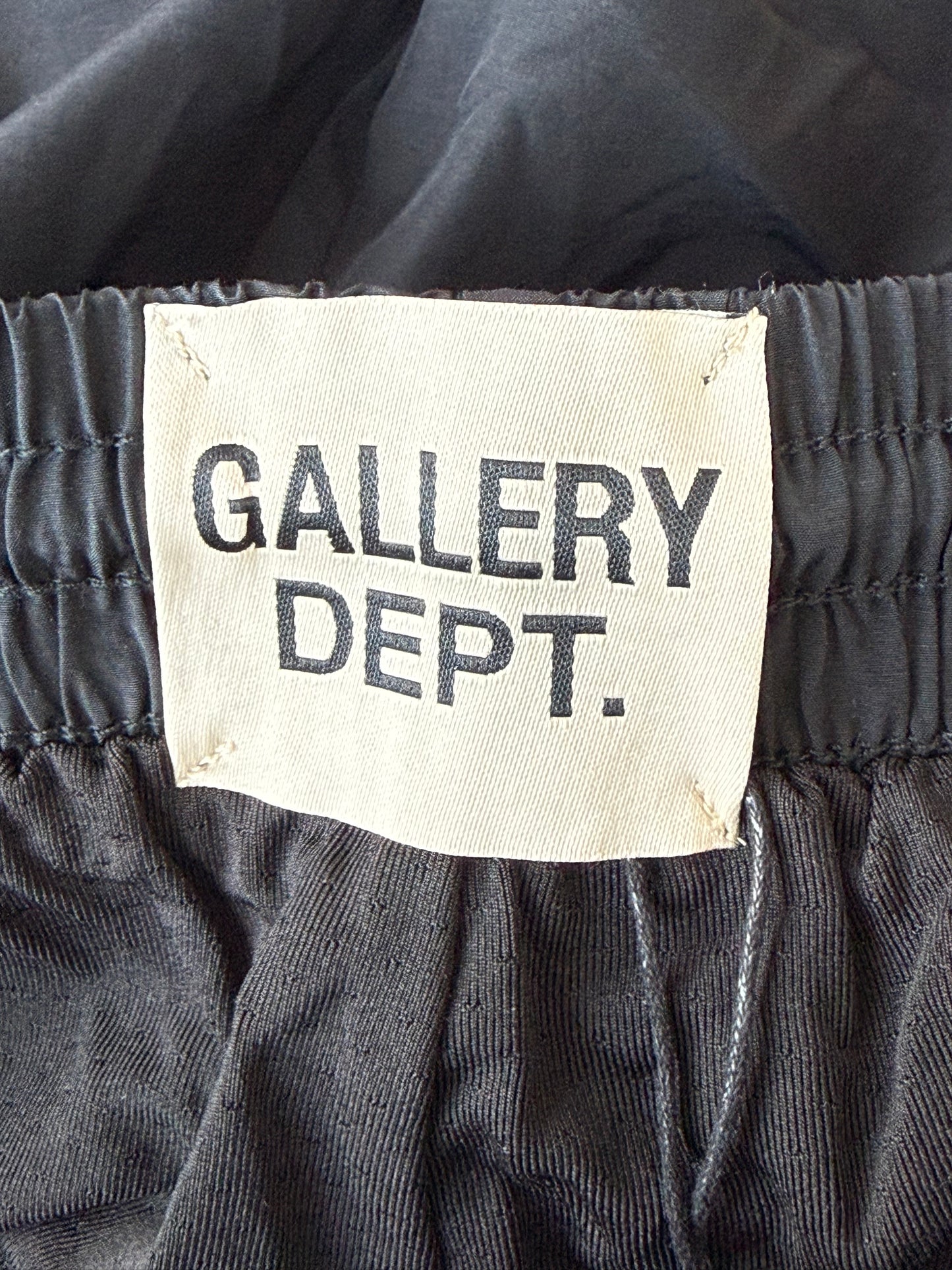Gallery Dept Black & White Dept Logo Active Shorts