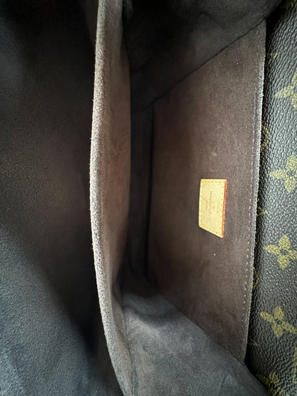 Louis Vuitton Brown Monogram Pochette Metis