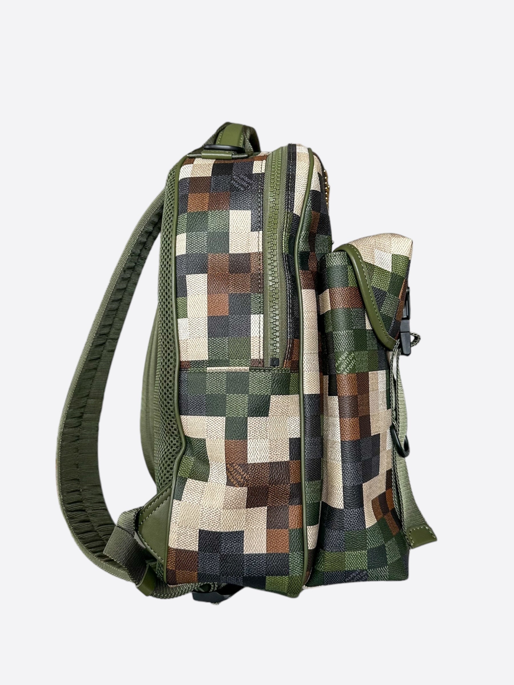 louis vuitton camo mini backpack Louis Vuitton Damoflage Motion Backpack – Savonches