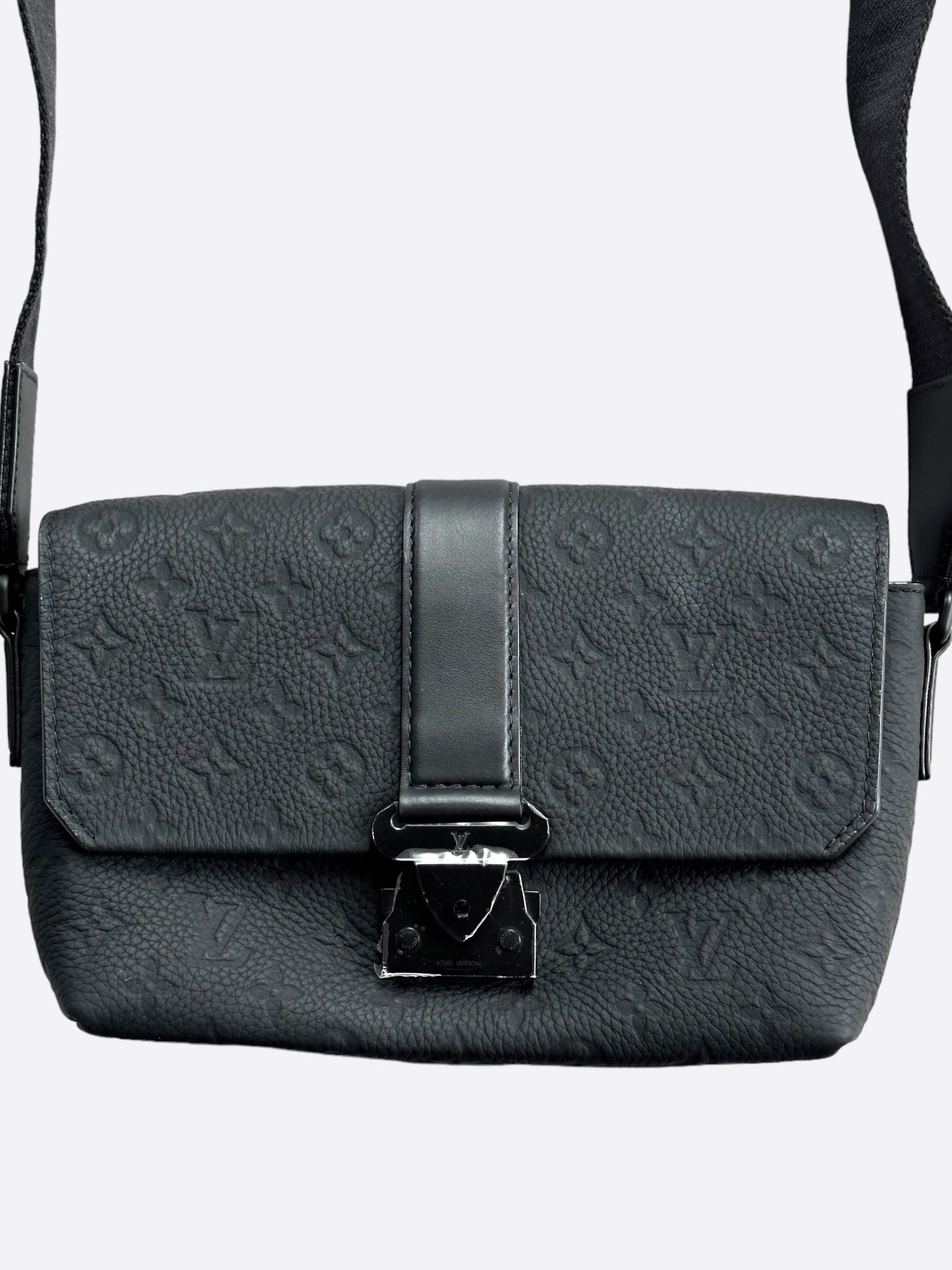 Louis Vuitton Black Taurillon Monogram S-Cape Messenger Bag