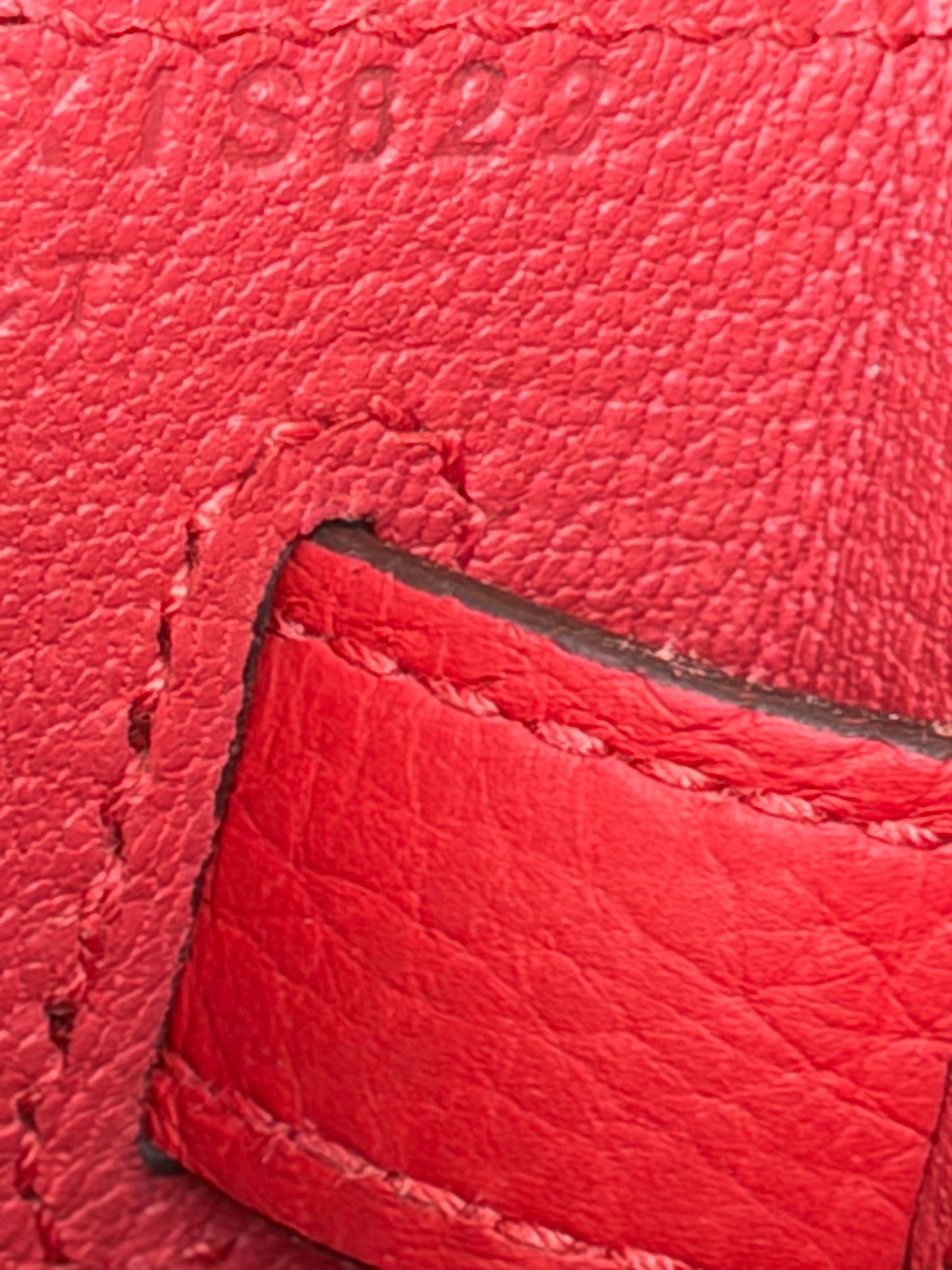 Hermes Rouge Casaque Togo & Gold Hardware Kelly 28