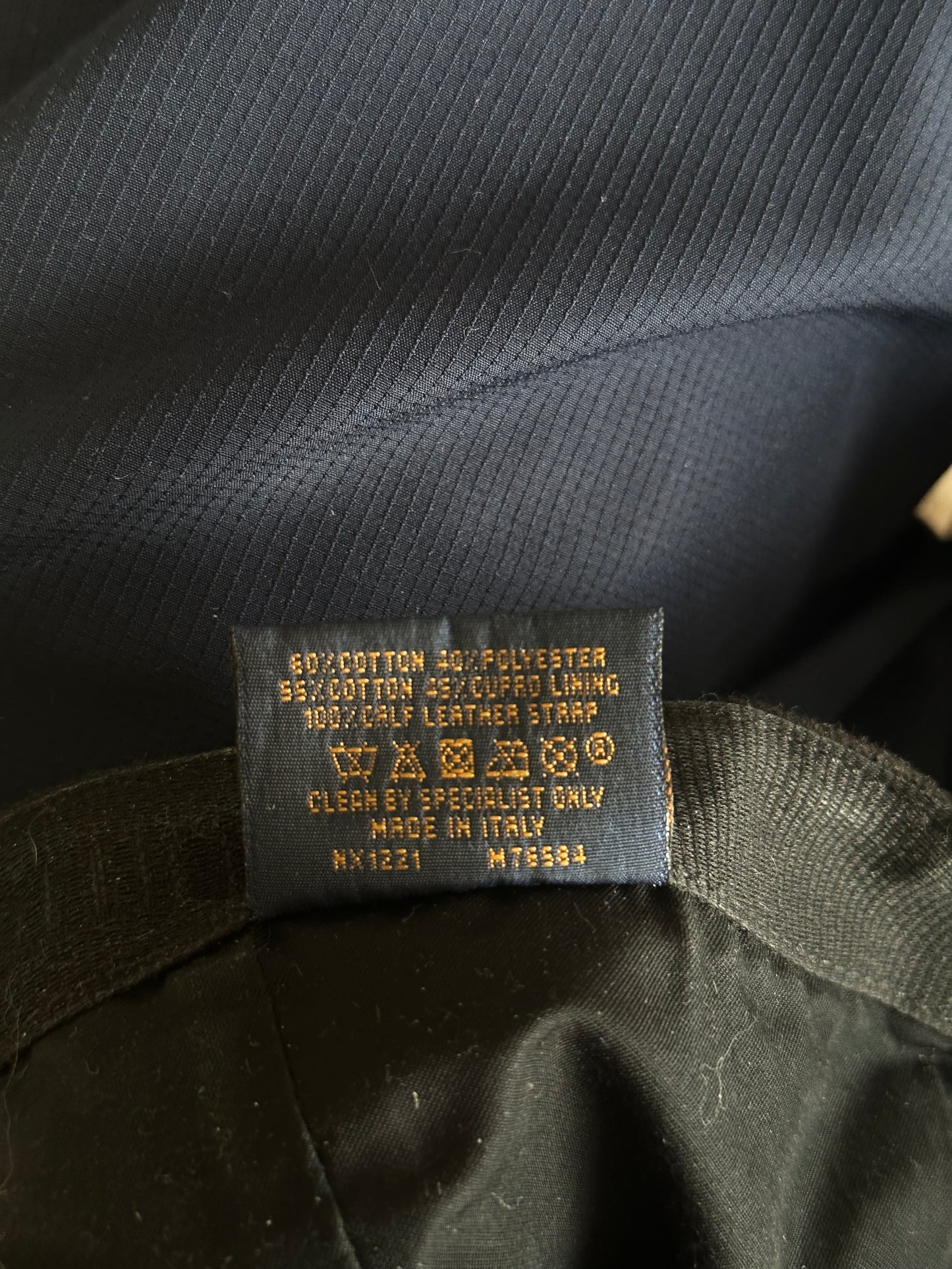 Louis Vuitton Black Monogram Essential Cap