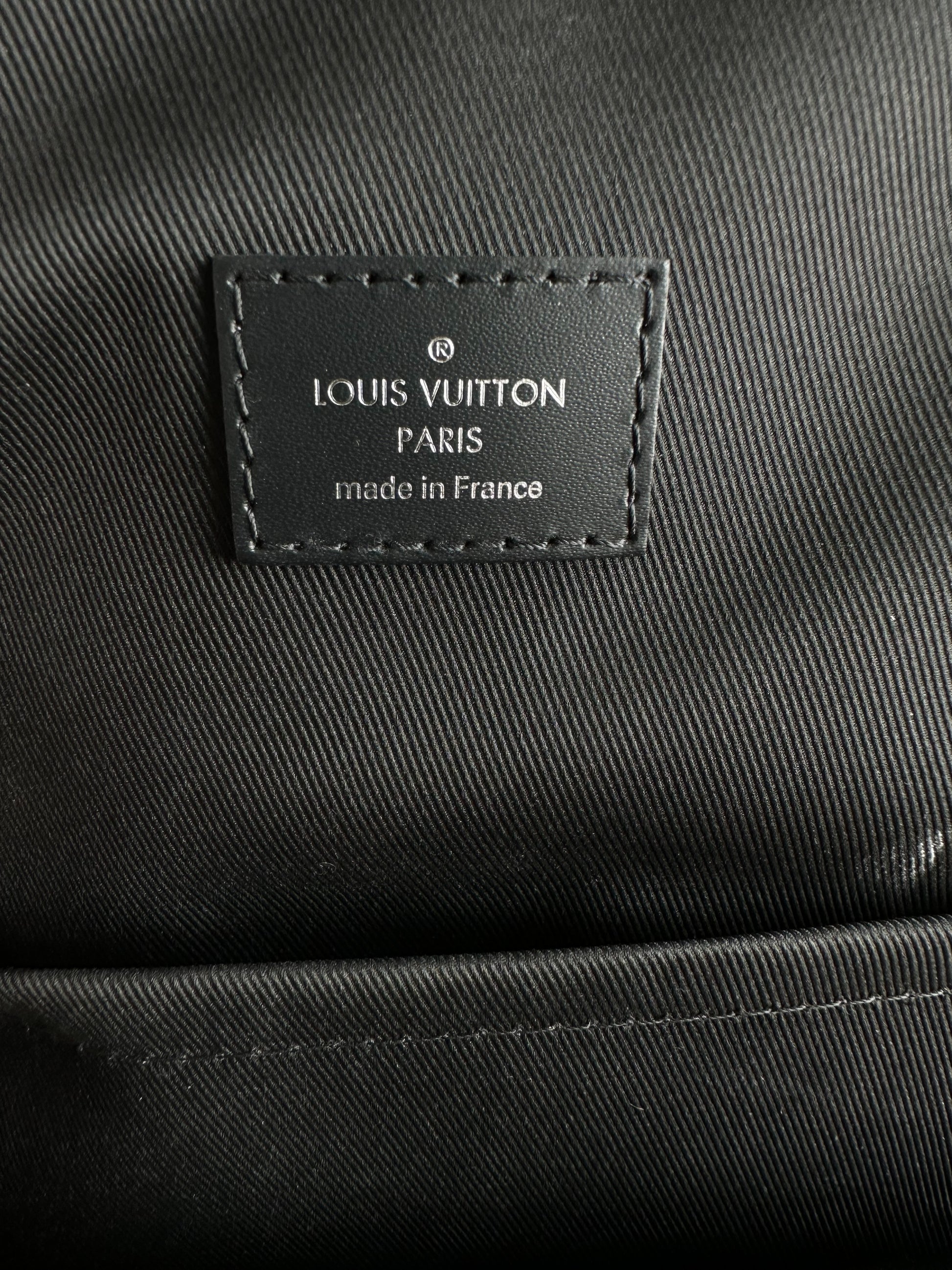 Louis Vuitton Damier  3D Sling – Savonches